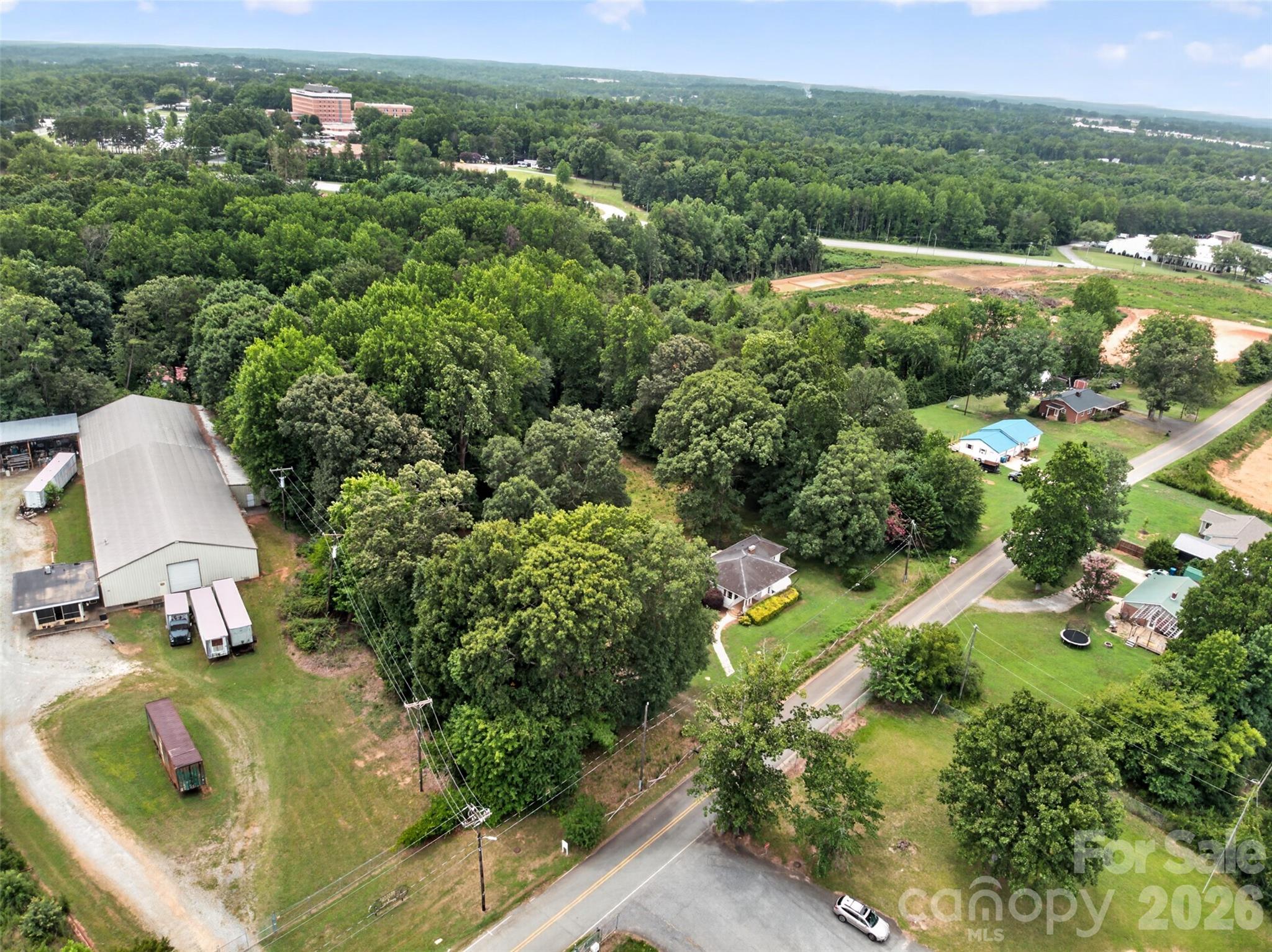 311 33rd Street Drive SE — Hickory