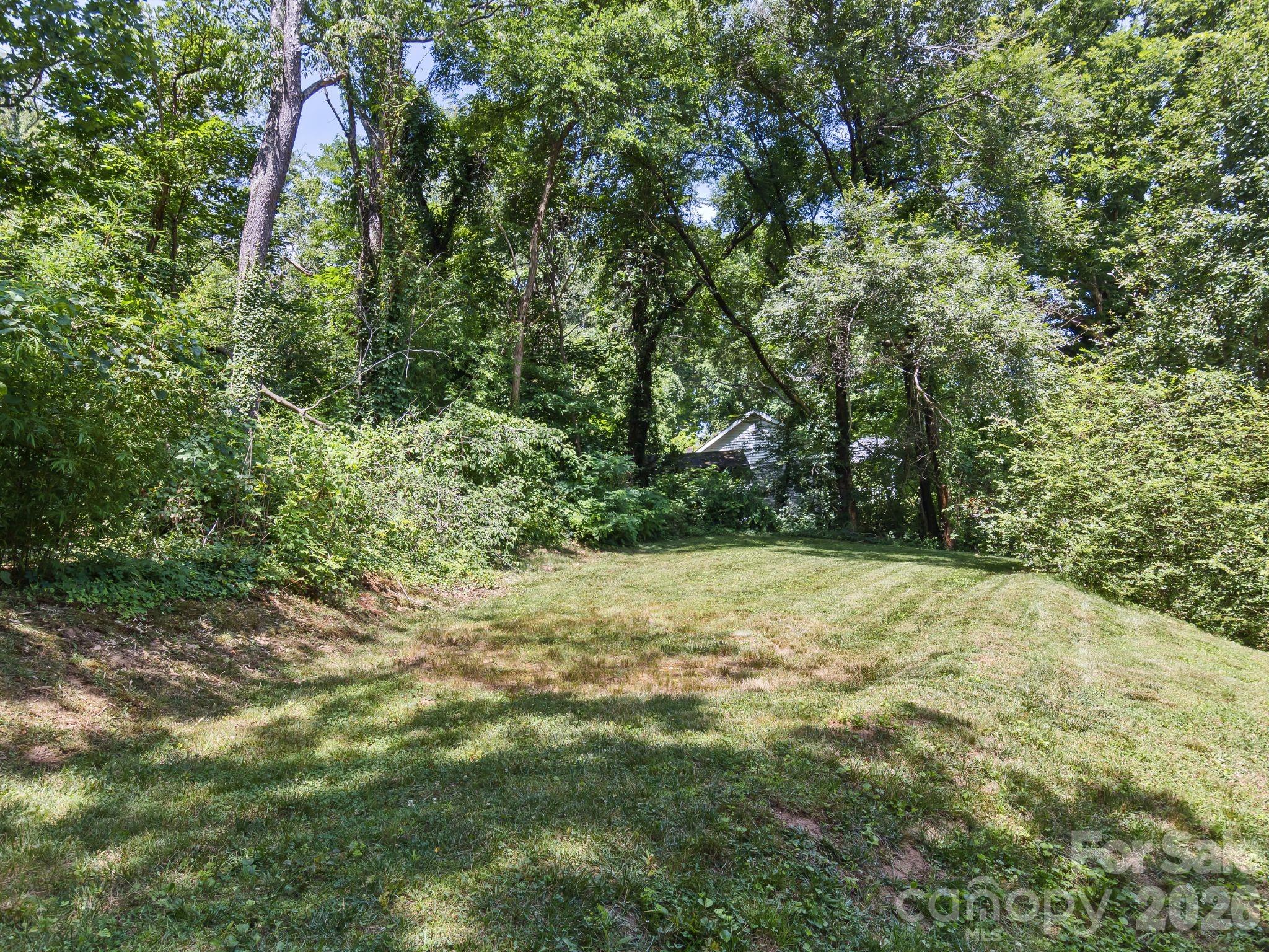 20 Cottage Street — Woodfin