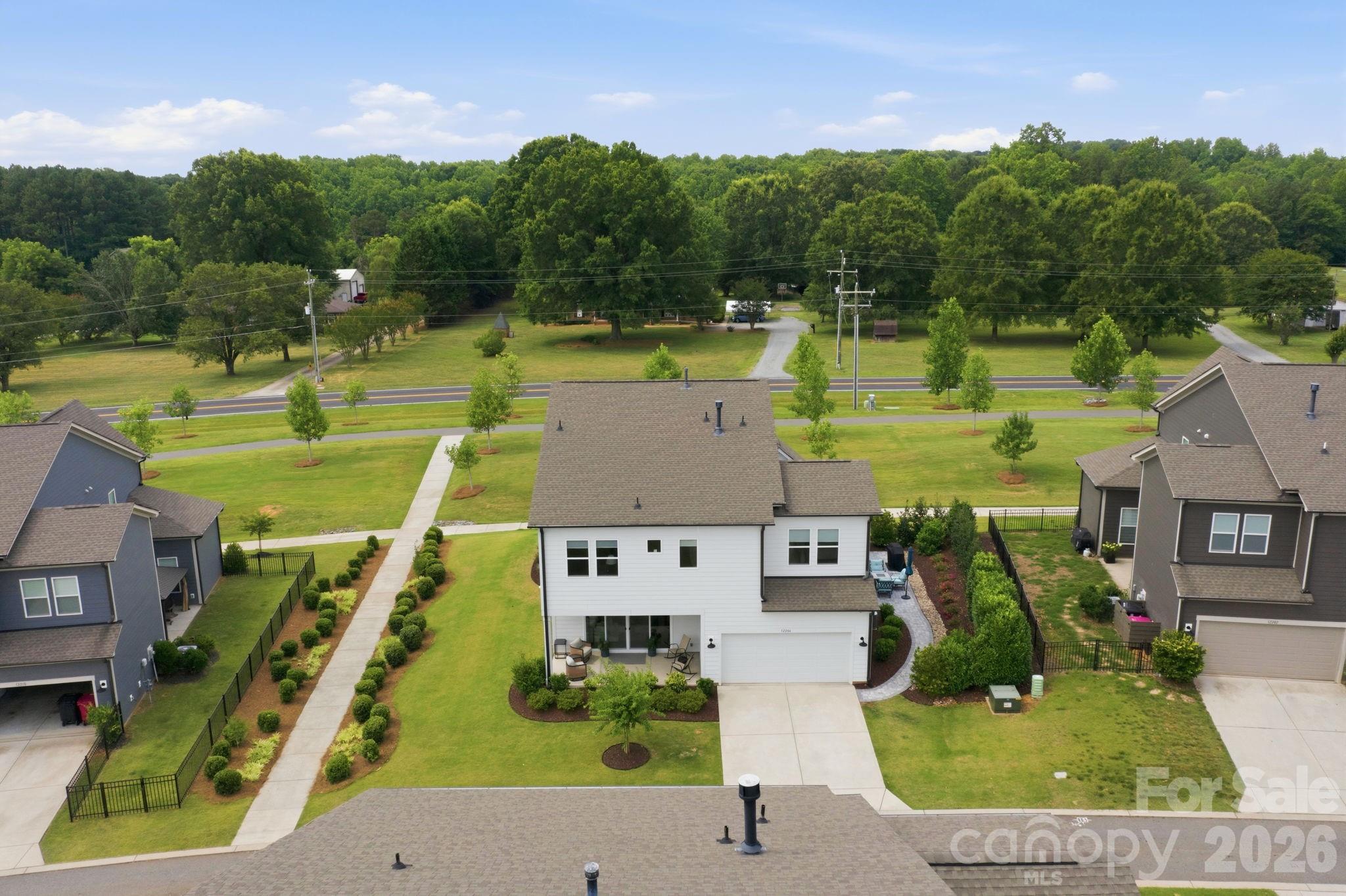 12206 Anne Blount Alley — Huntersville