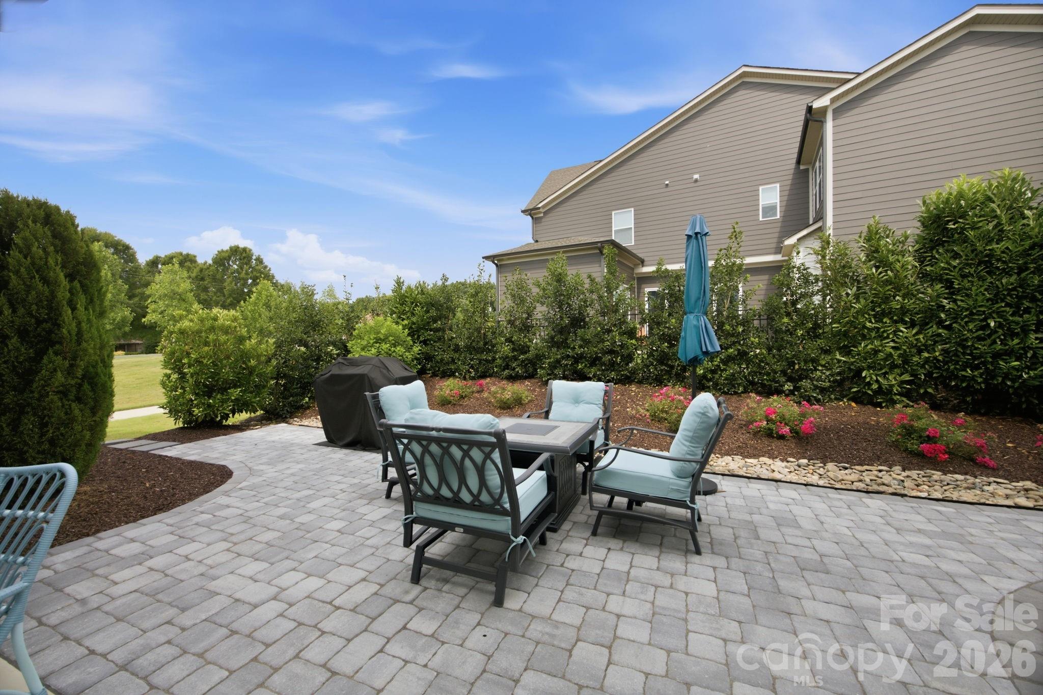 12206 Anne Blount Alley — Huntersville