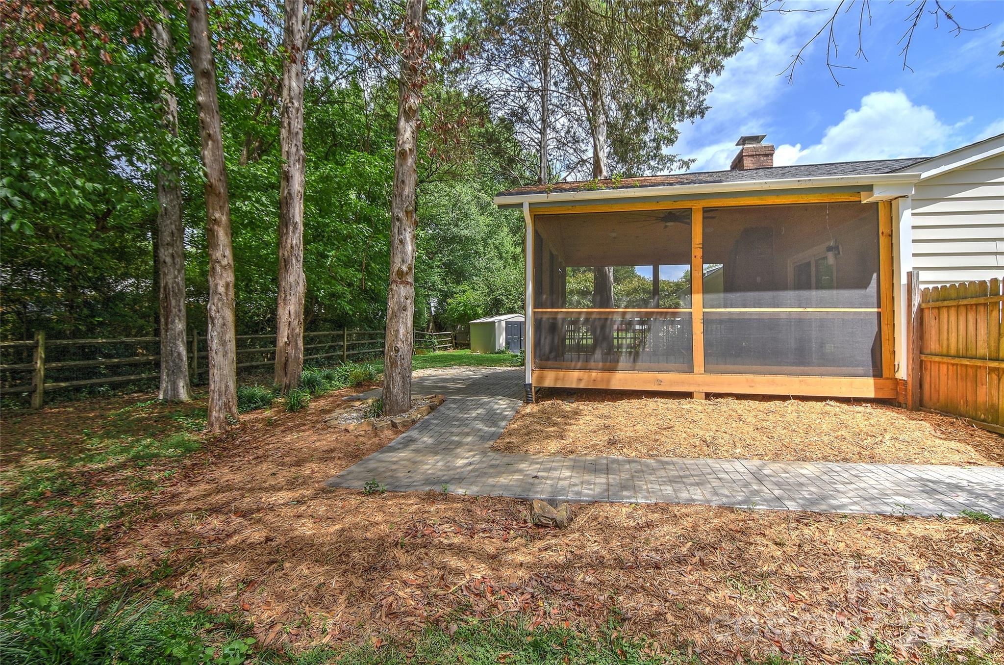 5900 Tillery Drive — Charlotte