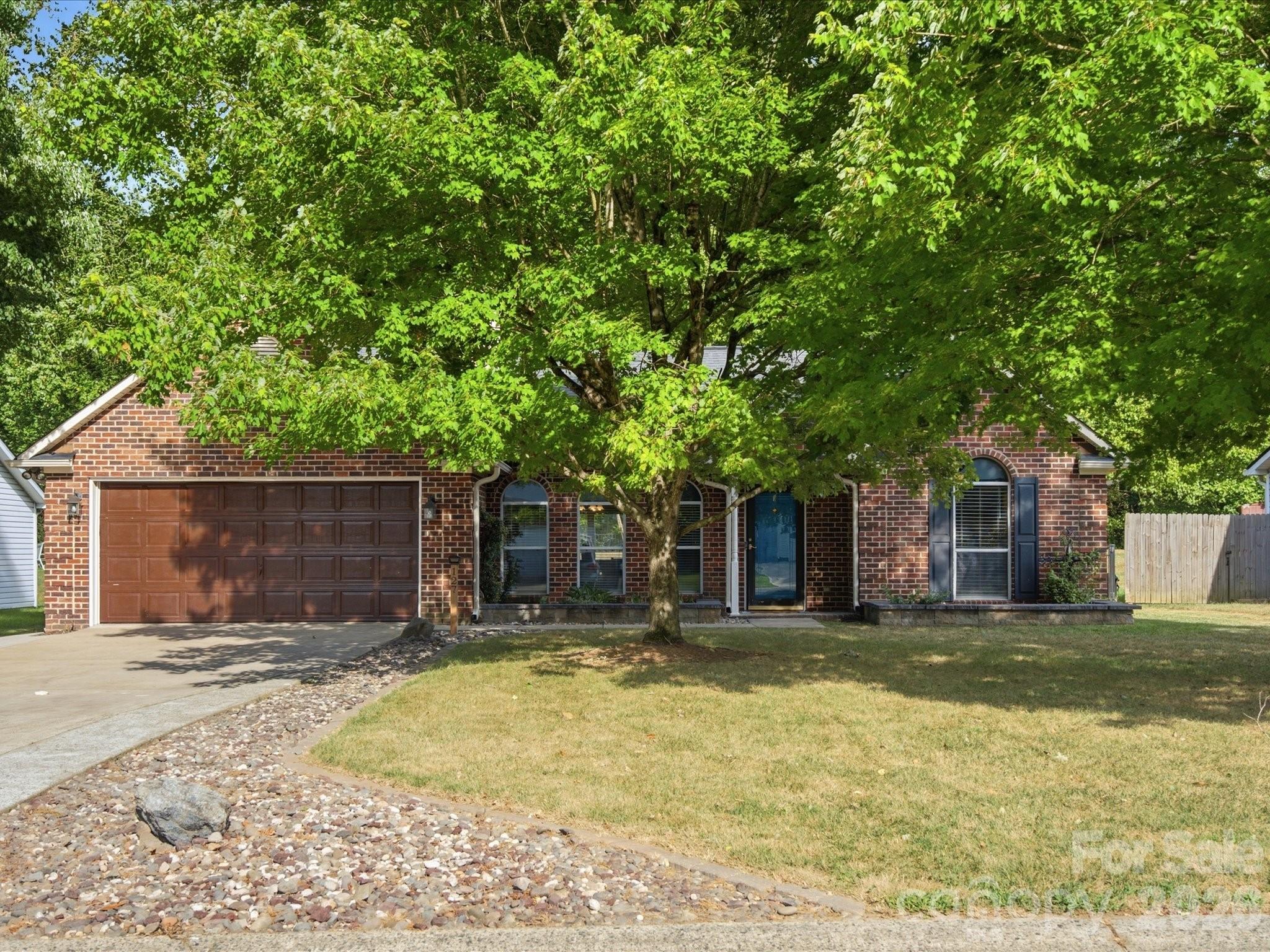 127 W Bank Drive — Charlotte