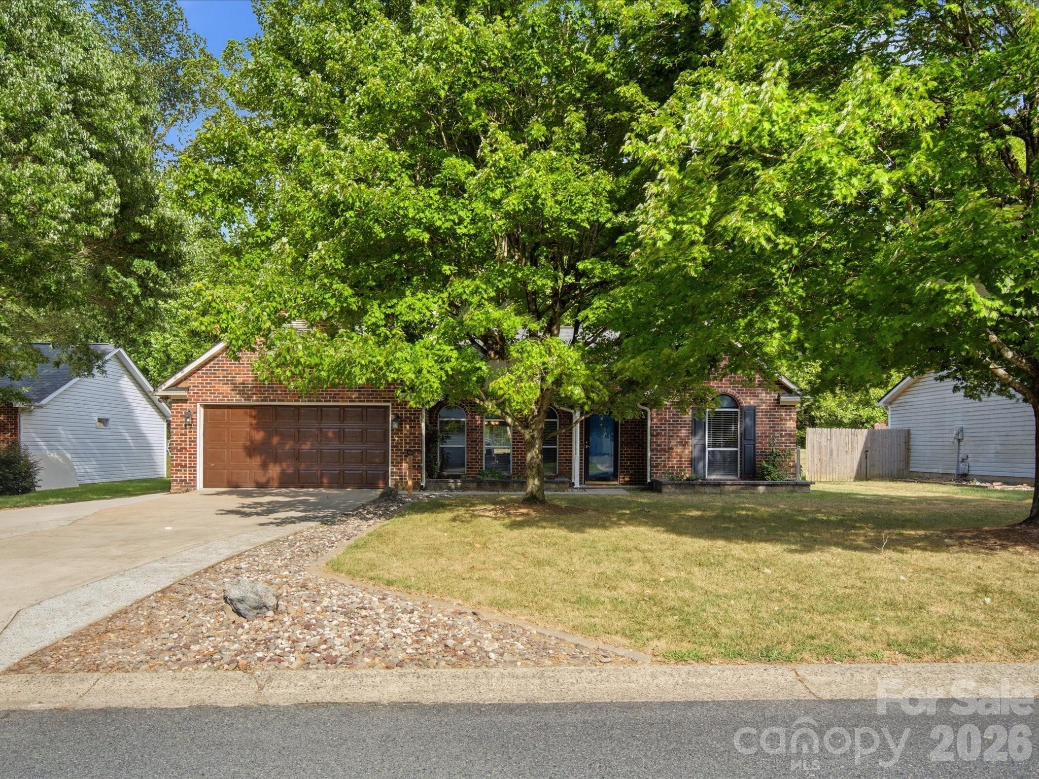 127 W Bank Drive — Charlotte