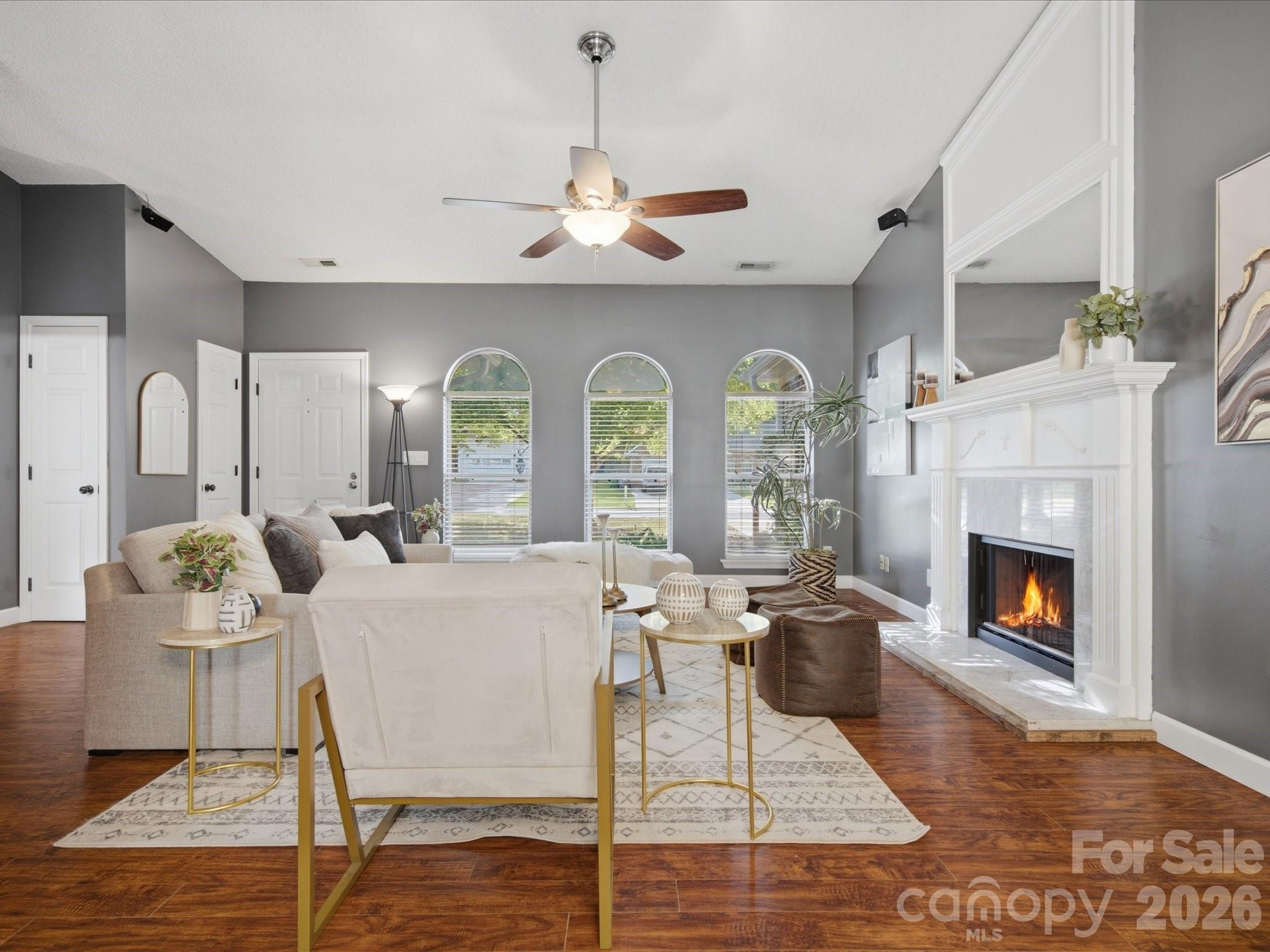 127 W Bank Drive — Charlotte