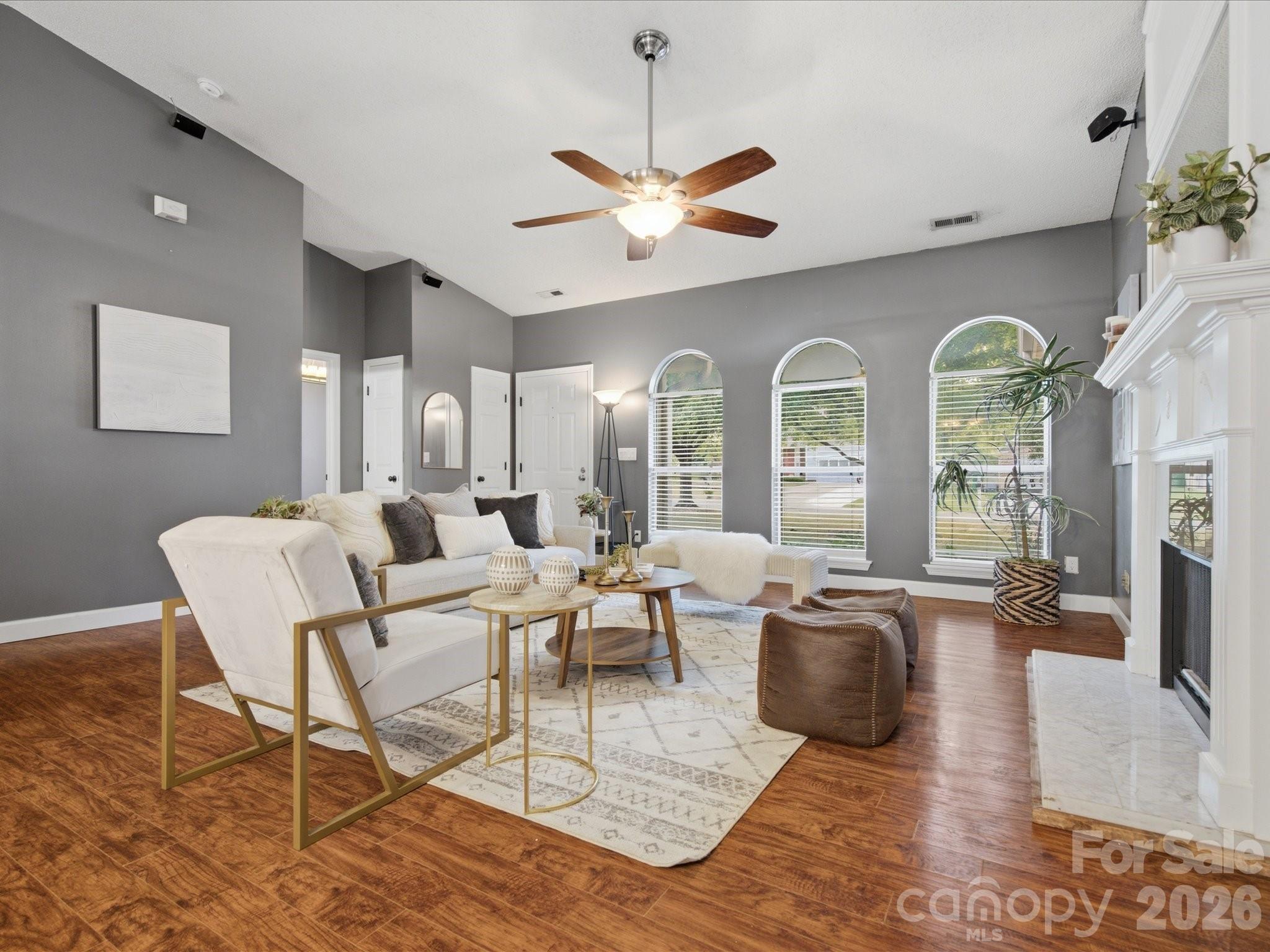 127 W Bank Drive — Charlotte