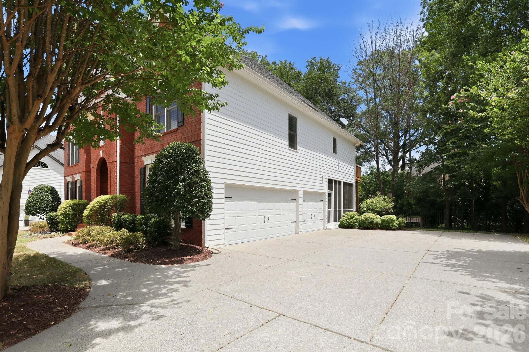 17021 Laurelmont Court — Fort Mill