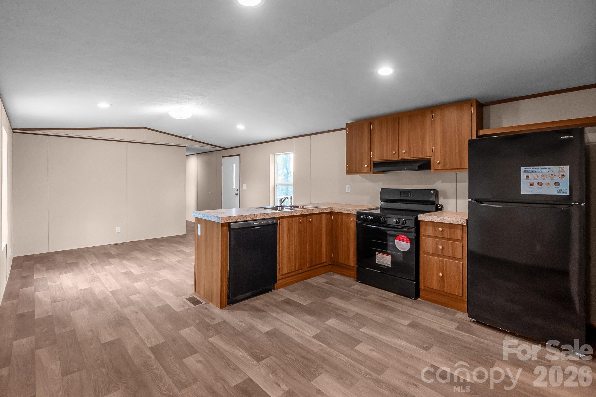 7627 Kershaw Camden Highway — Kershaw