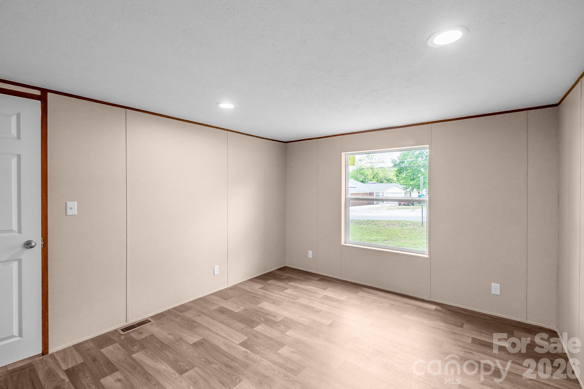 7627 Kershaw Camden Highway — Kershaw