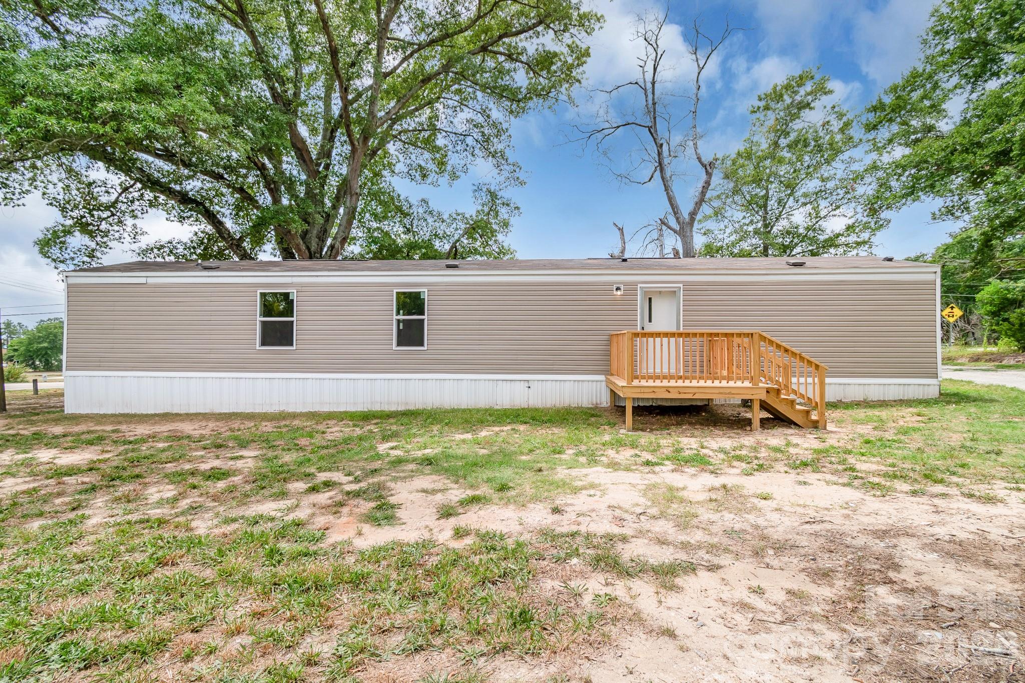 7627 Kershaw Camden Highway — Kershaw
