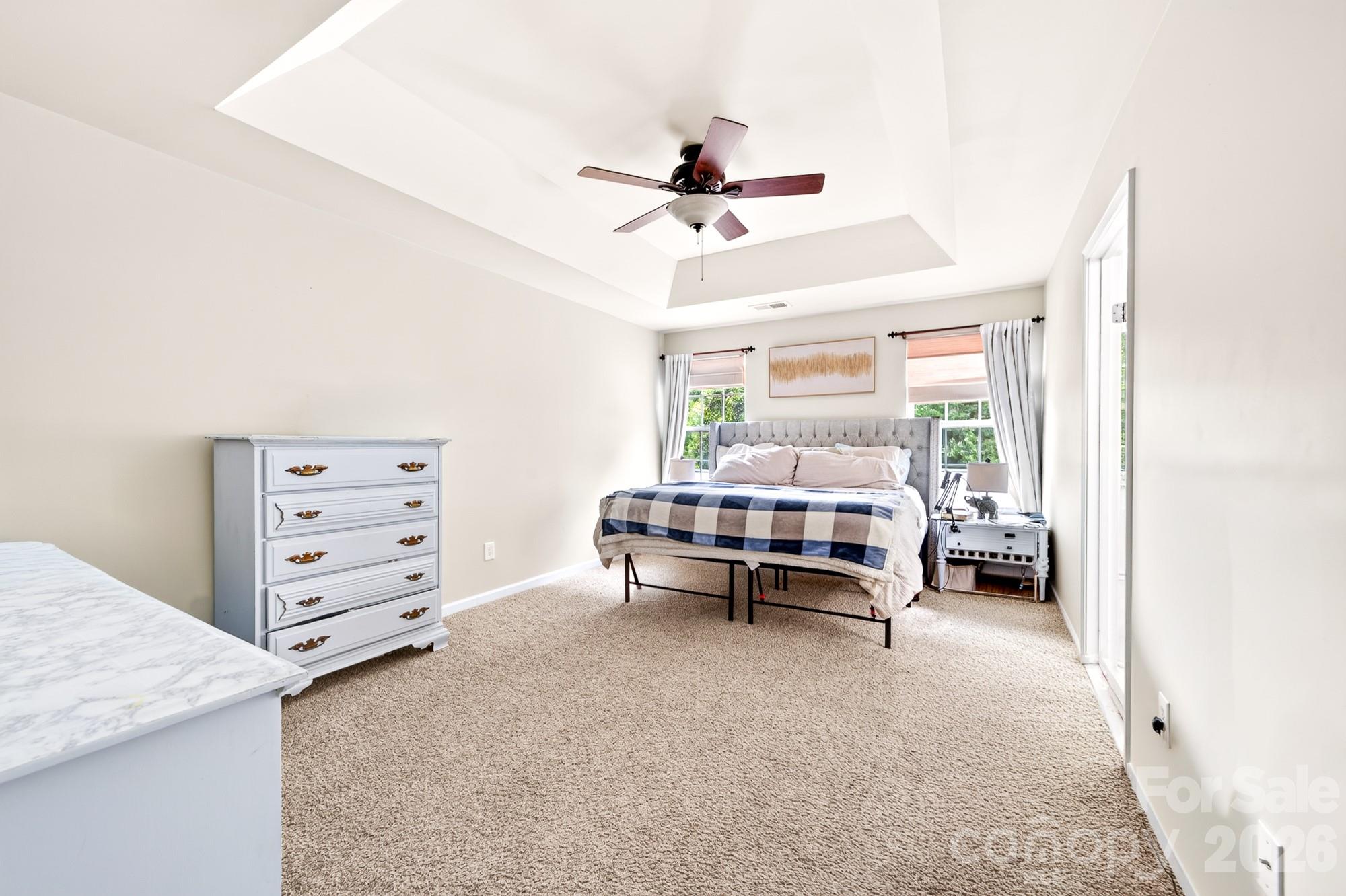 8261 Bridgegate Drive — Huntersville
