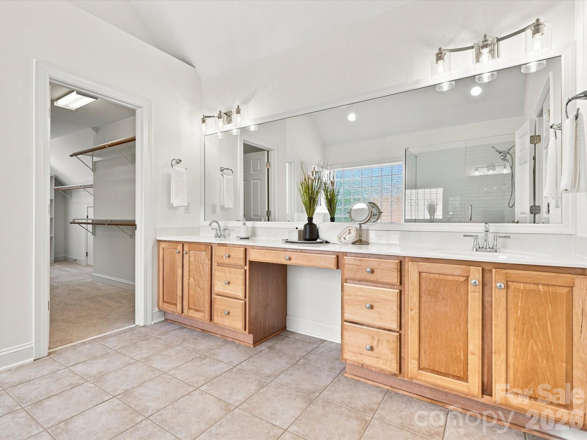 1012 Easthampton Lane — Waxhaw