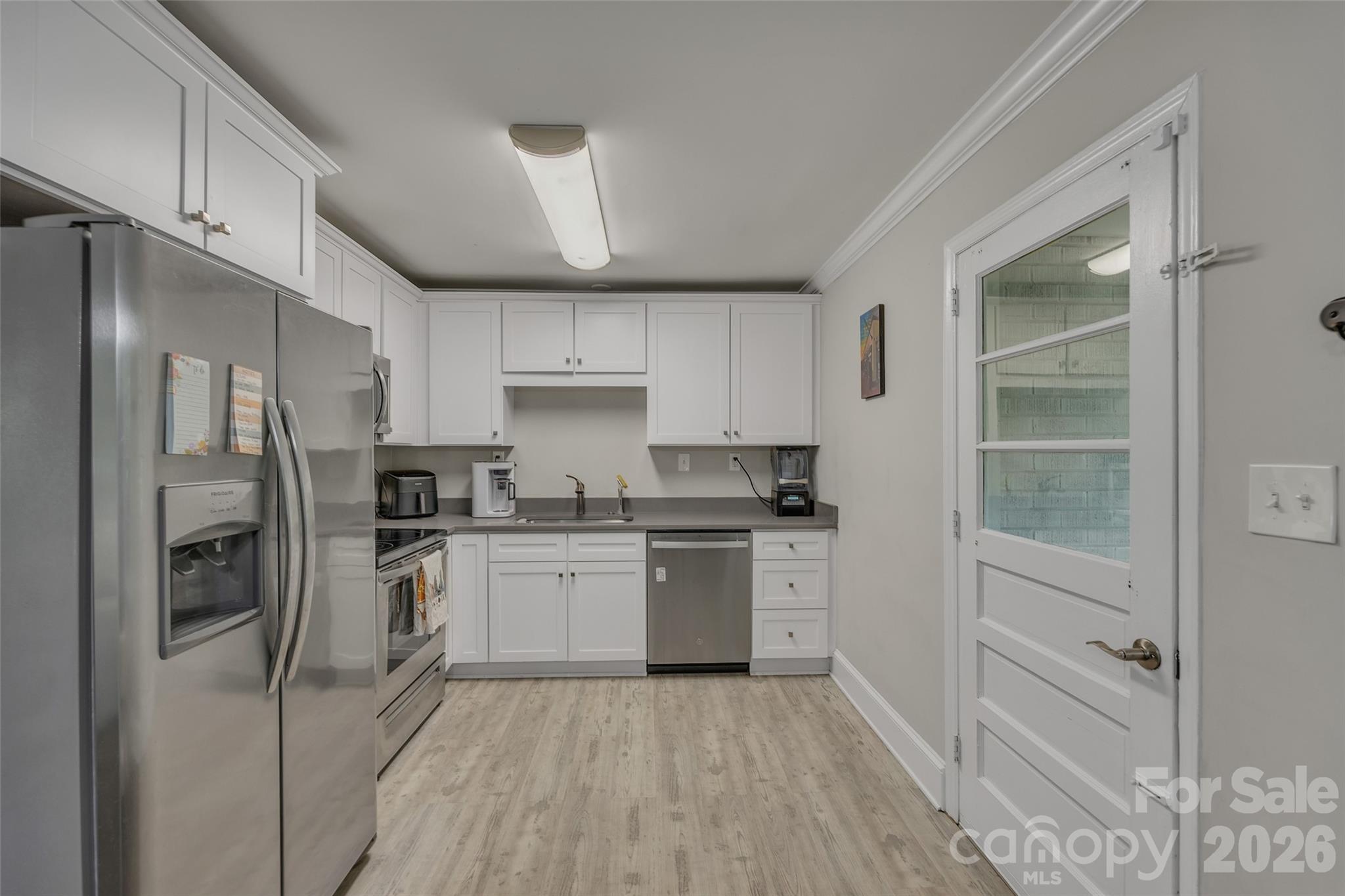 2213 Lanier Avenue — Charlotte