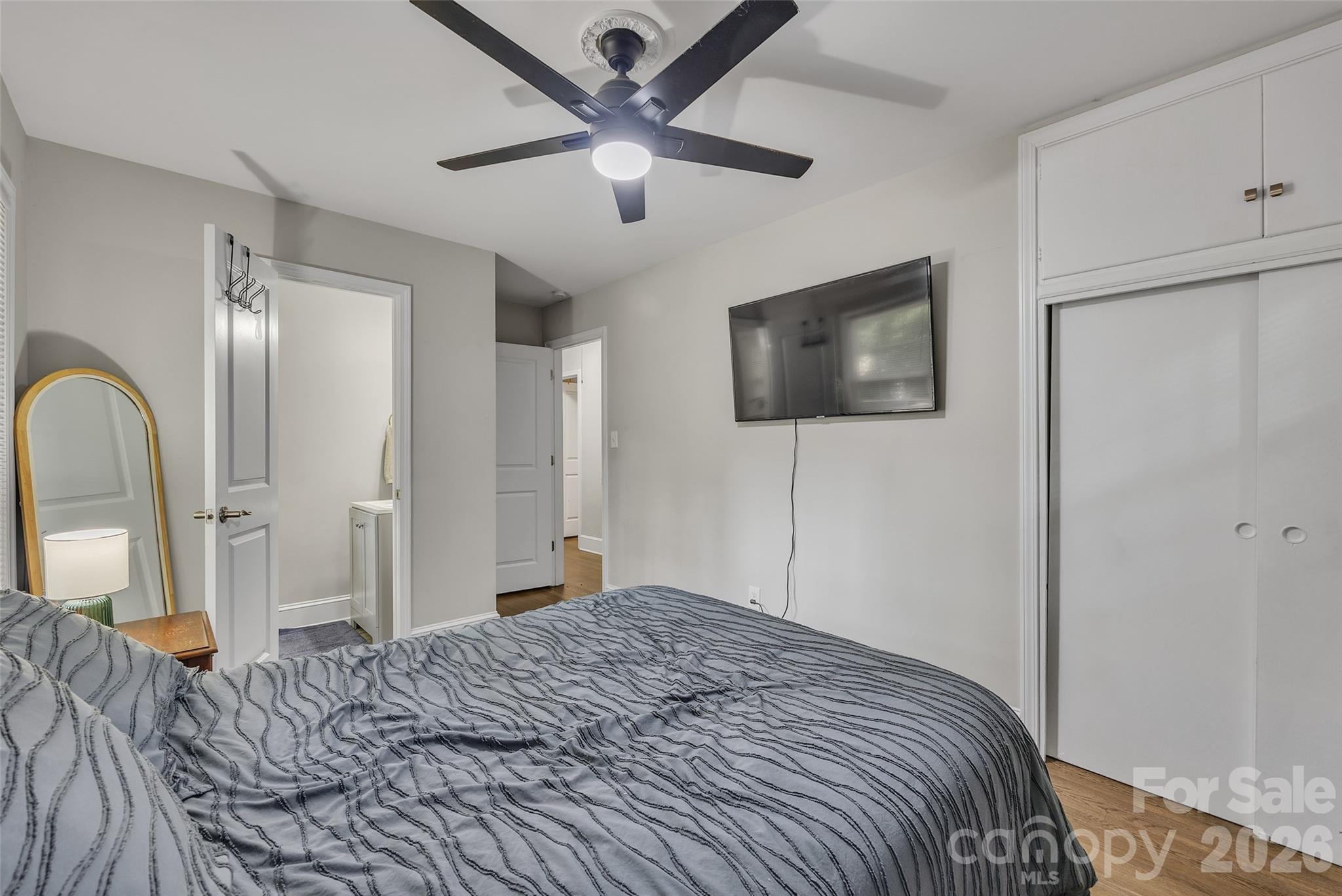 2213 Lanier Avenue — Charlotte