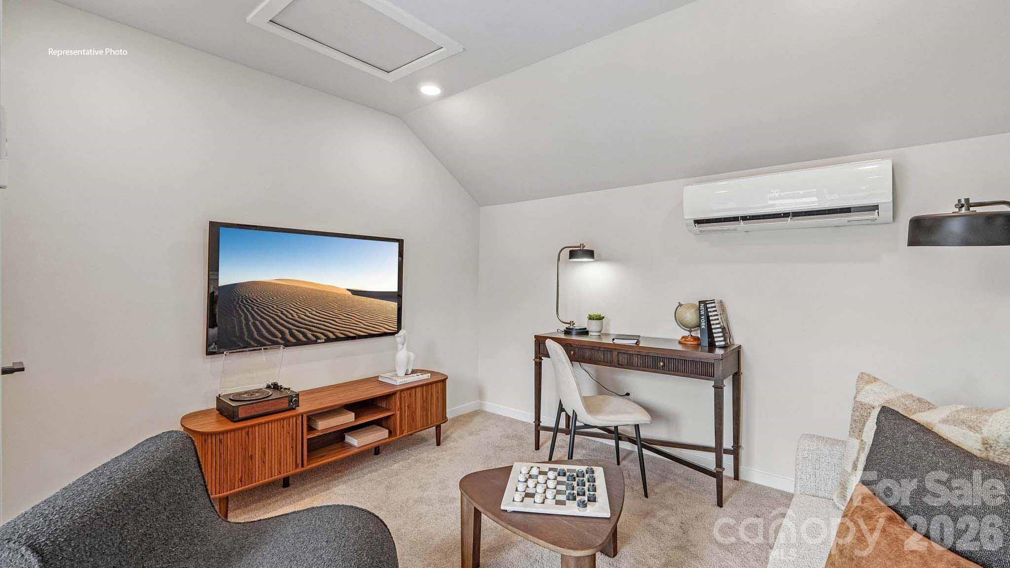 821 Hammers Lane — Charlotte