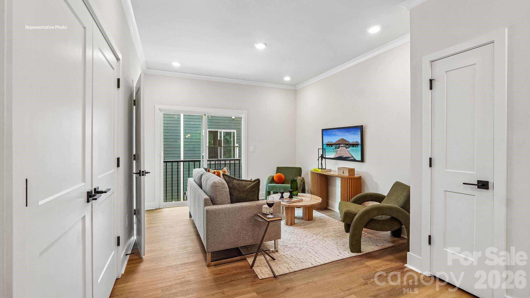 821 Hammers Lane — Charlotte