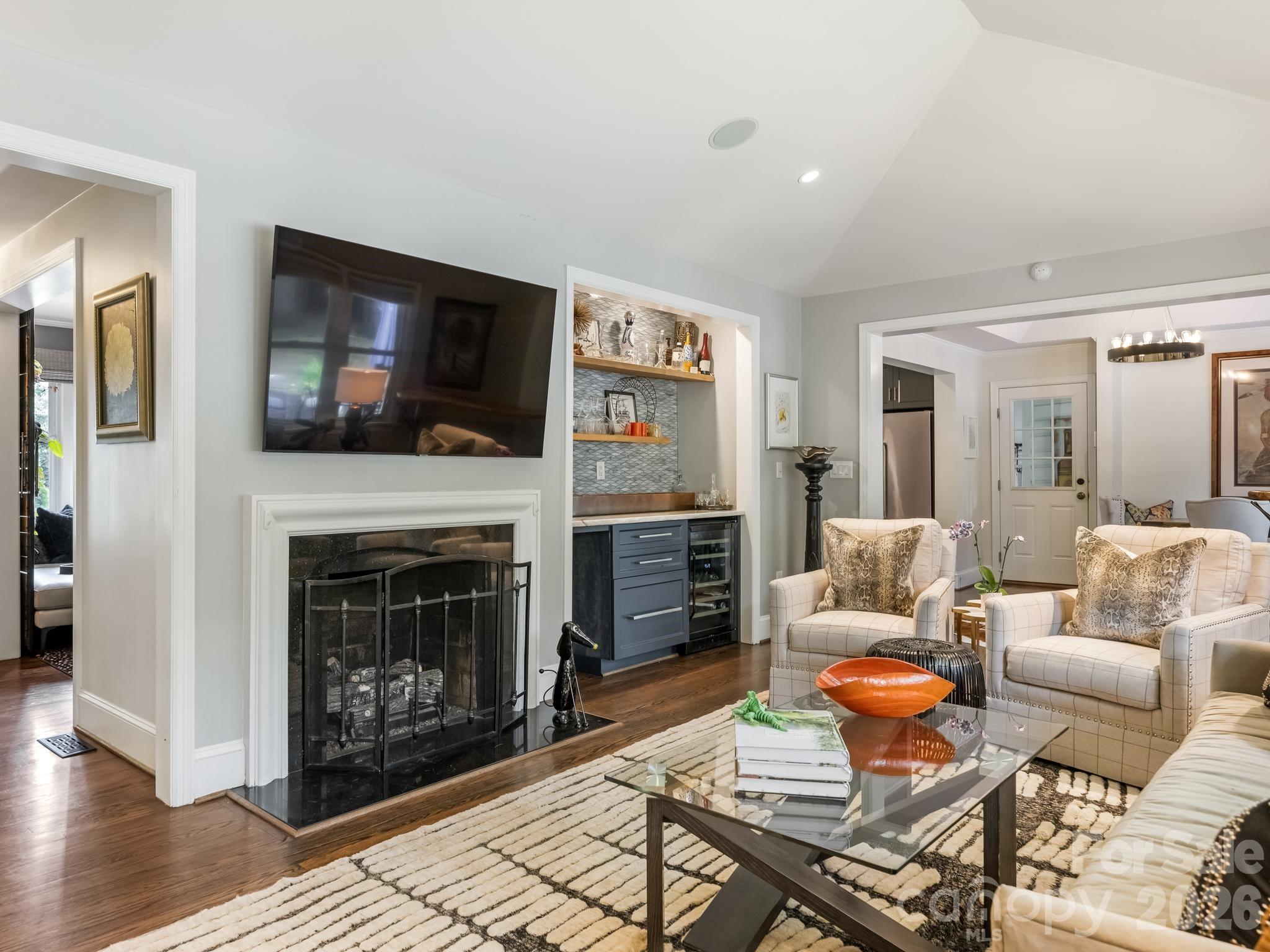 2652 Knollwood Road — Charlotte