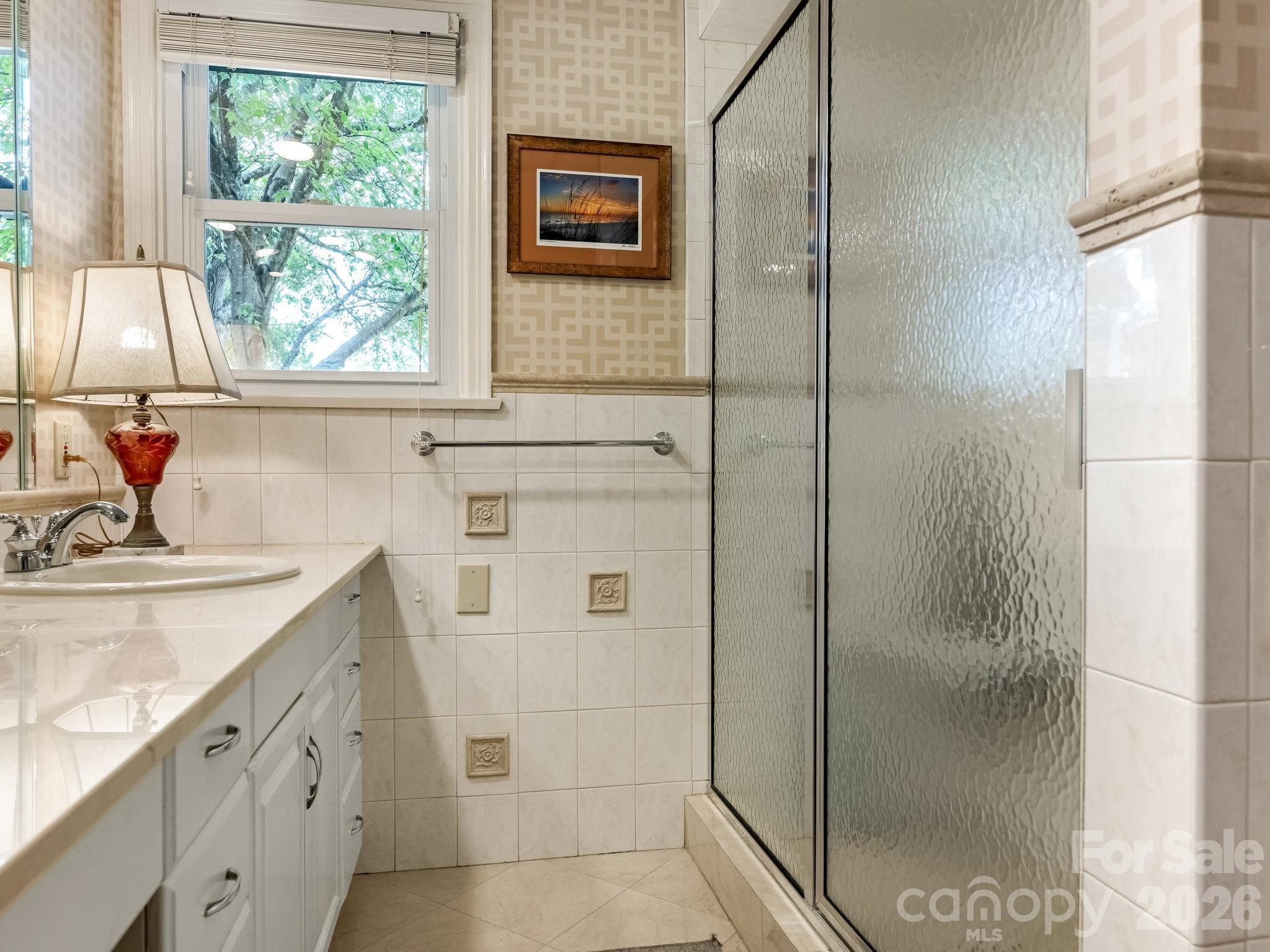 2652 Knollwood Road — Charlotte
