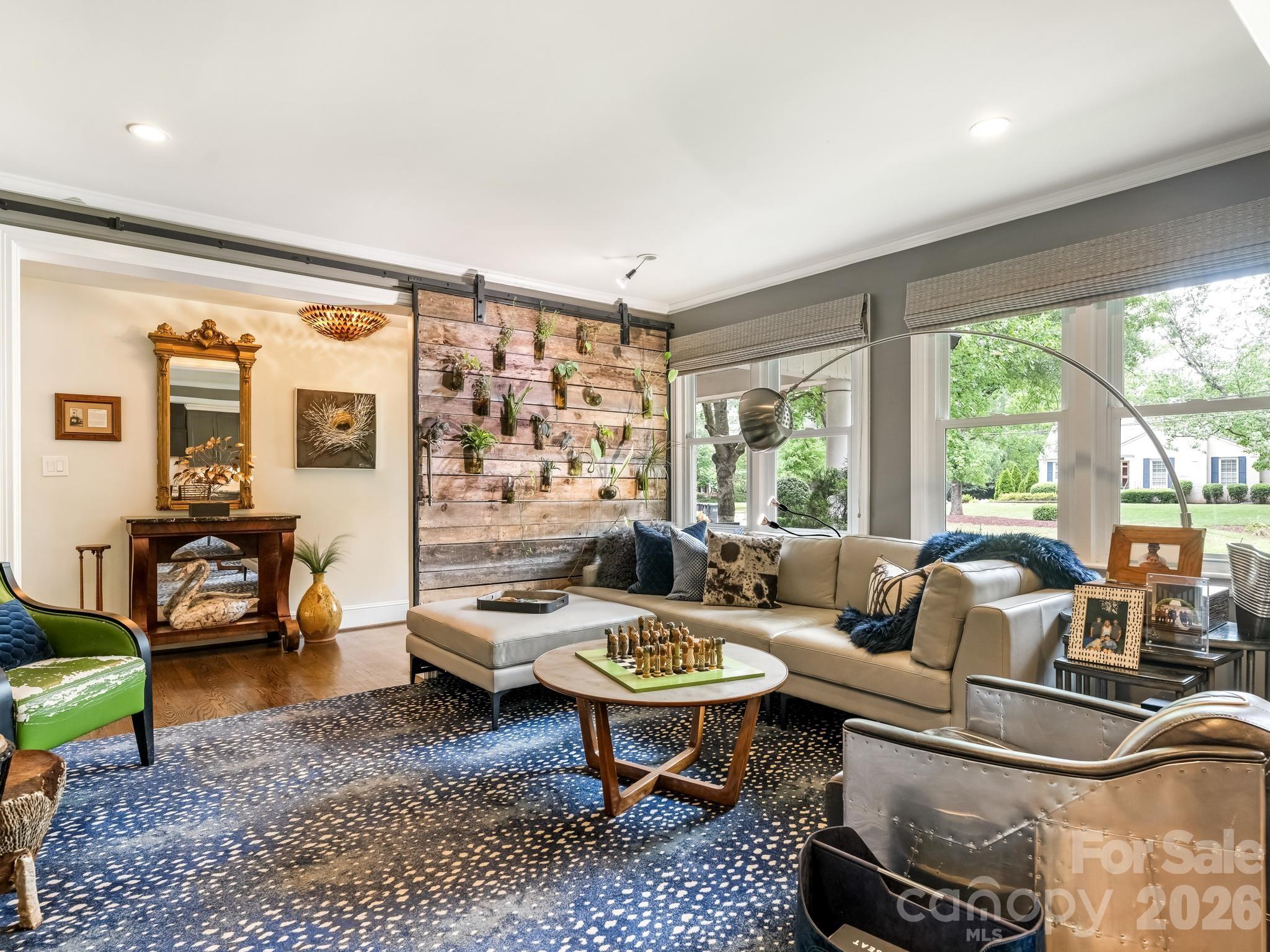 2652 Knollwood Road — Charlotte
