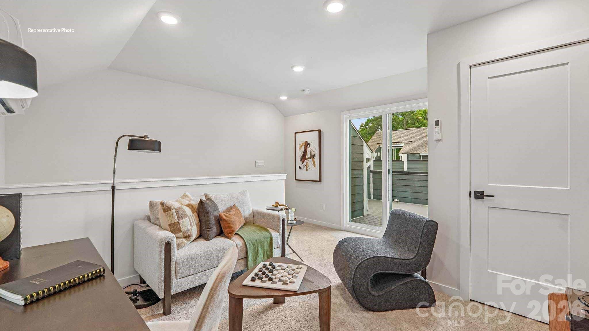 813 Hammers Lane — Charlotte