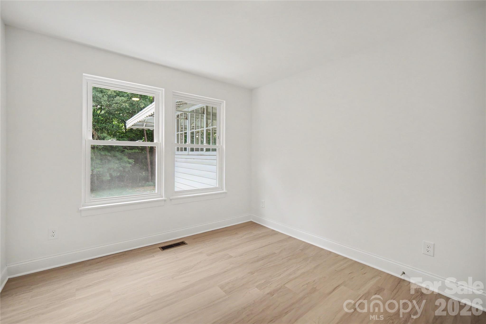 506 Linwood Road — Gastonia