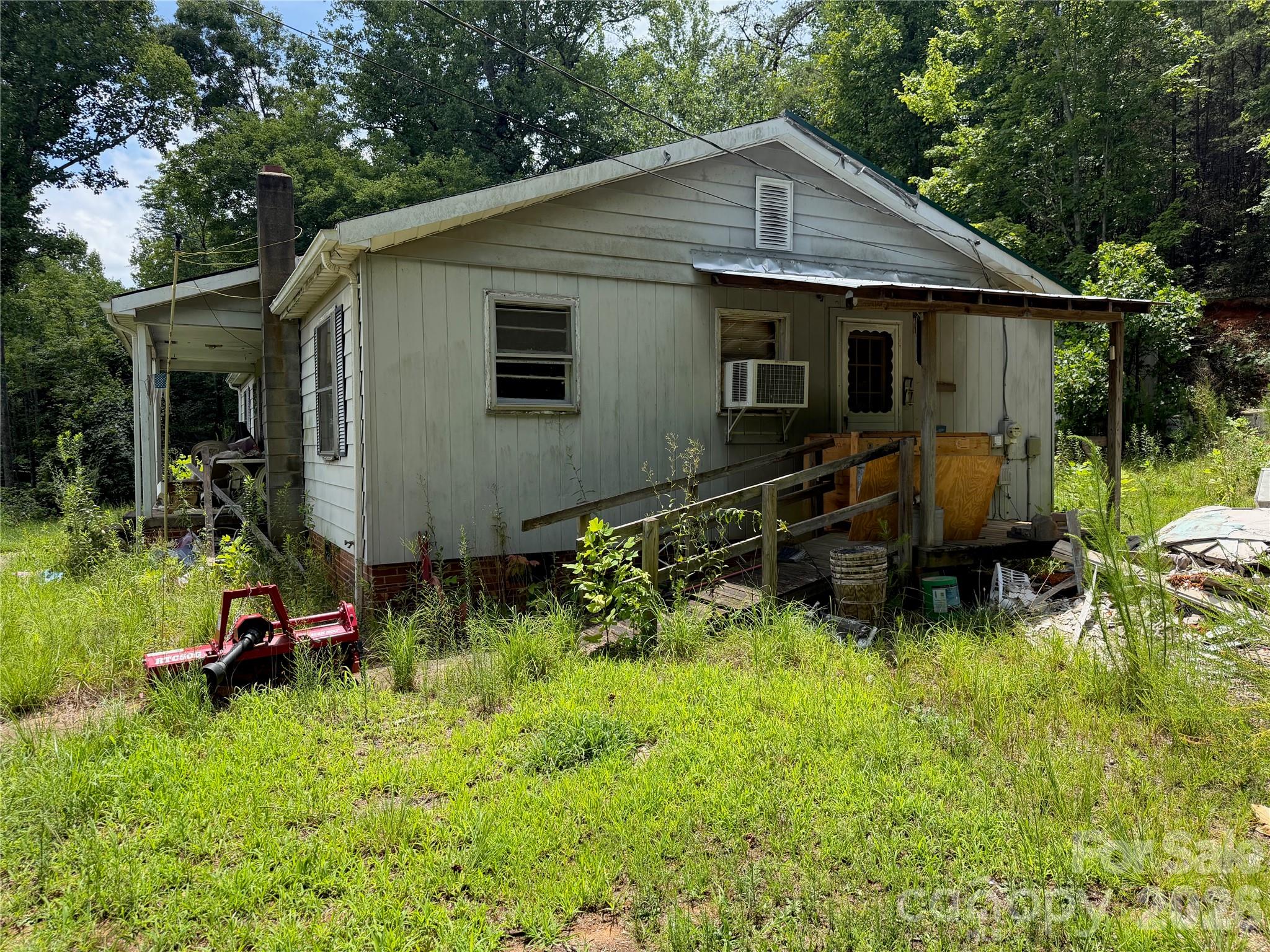 5022 Old NC 18 Highway — Connelly Springs