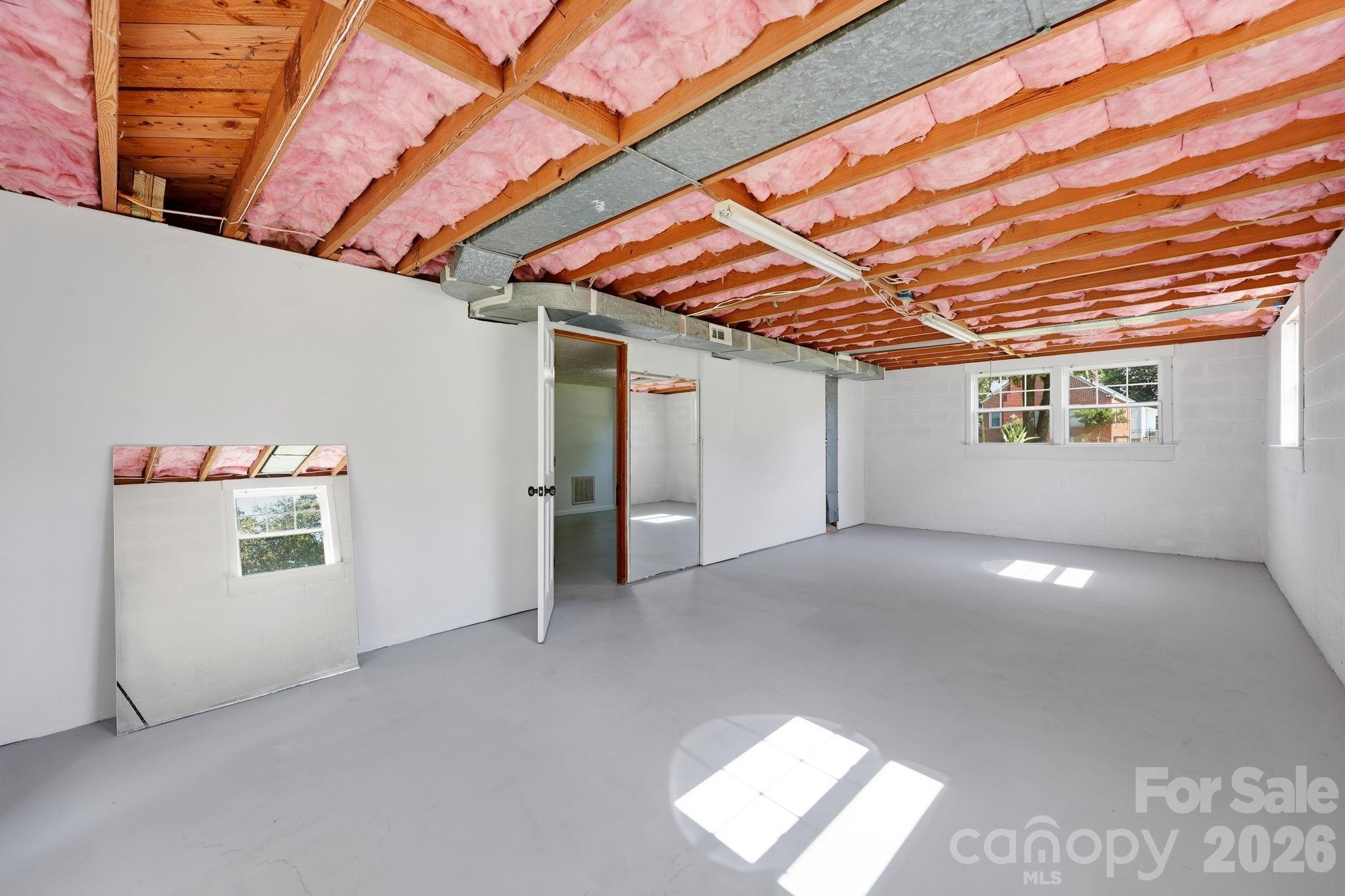 1300 Montgomery Avenue — Albemarle