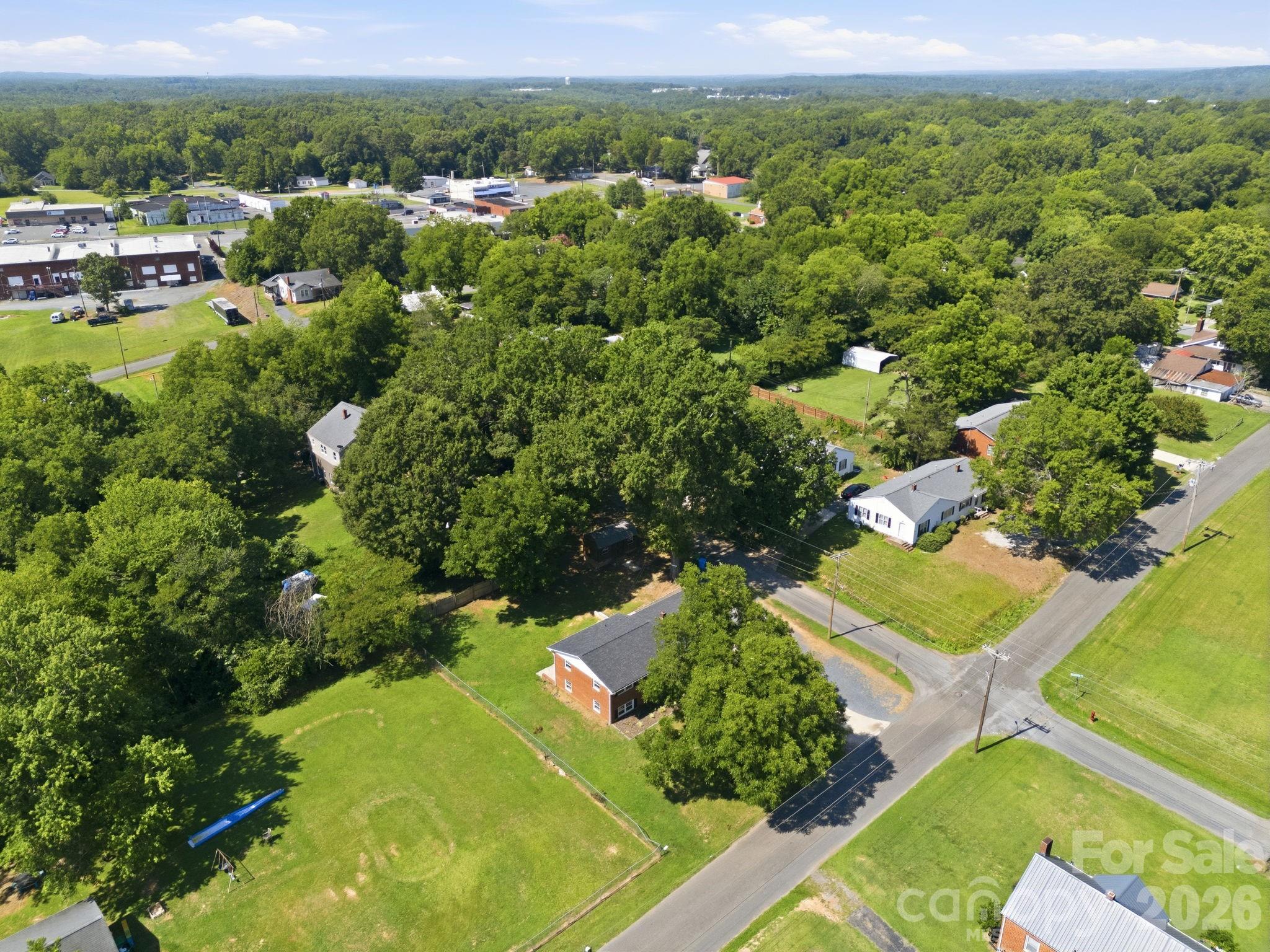1300 Montgomery Avenue — Albemarle
