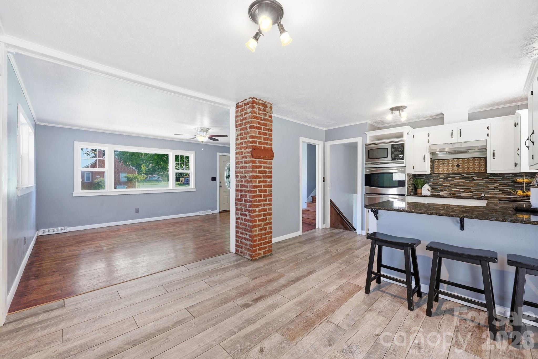 1300 Montgomery Avenue — Albemarle