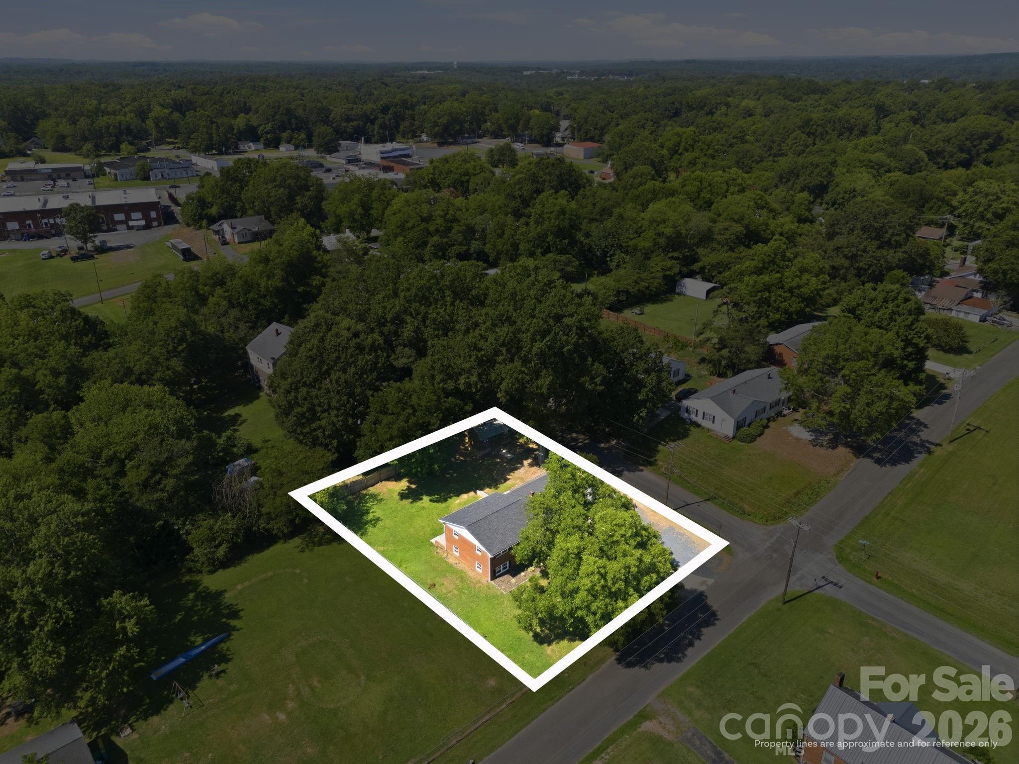 1300 Montgomery Avenue — Albemarle