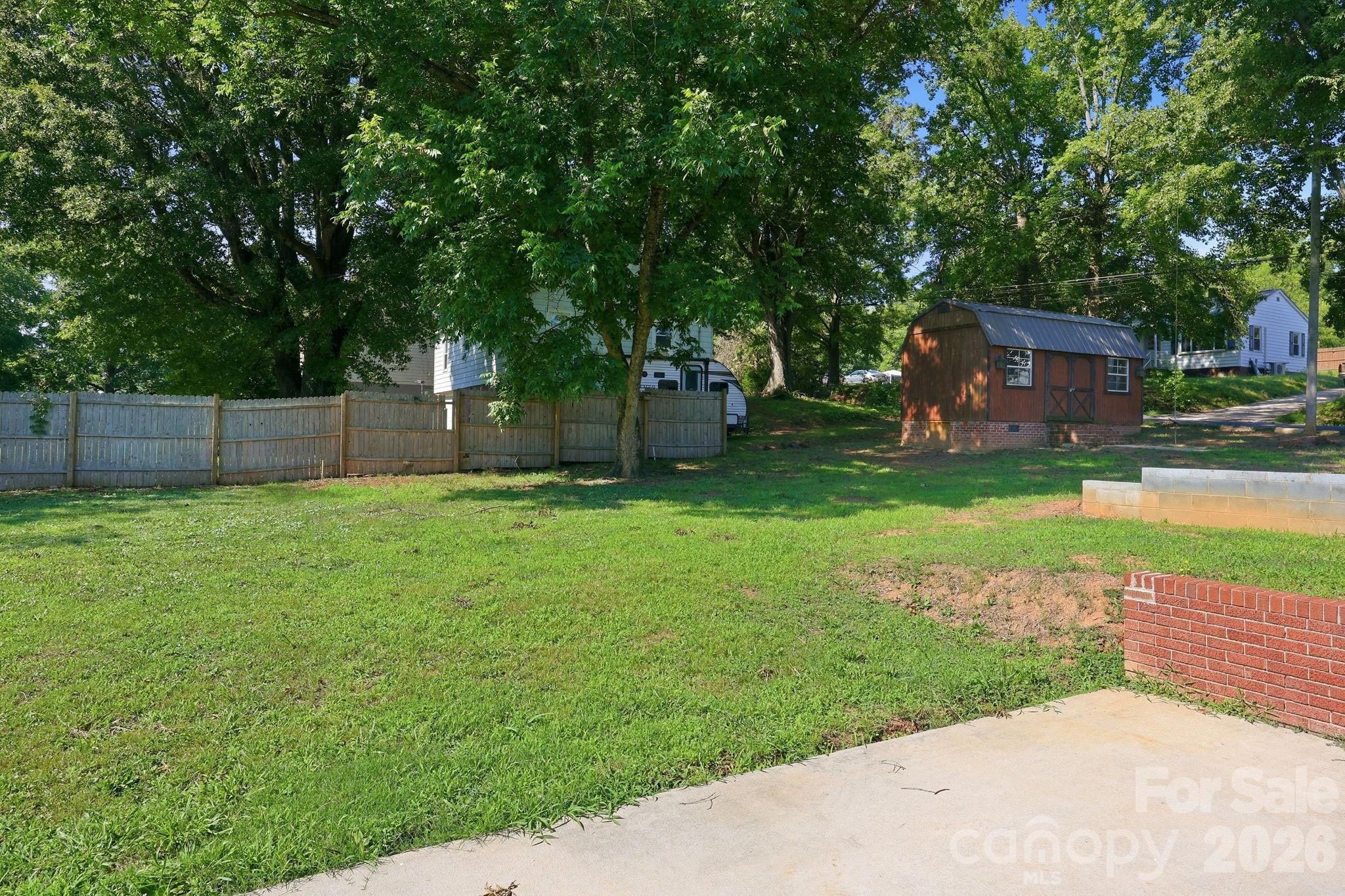1300 Montgomery Avenue — Albemarle