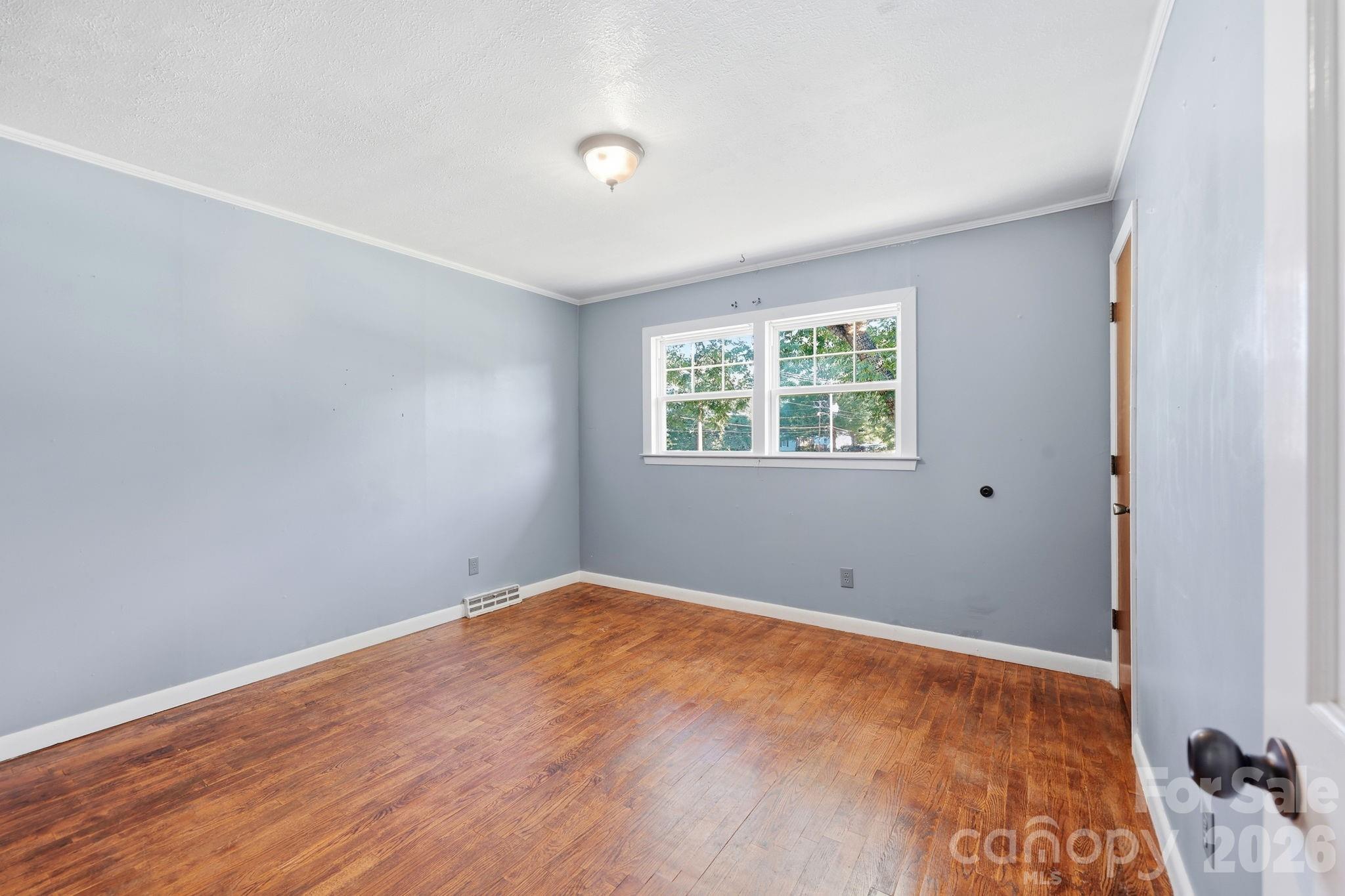 1300 Montgomery Avenue — Albemarle