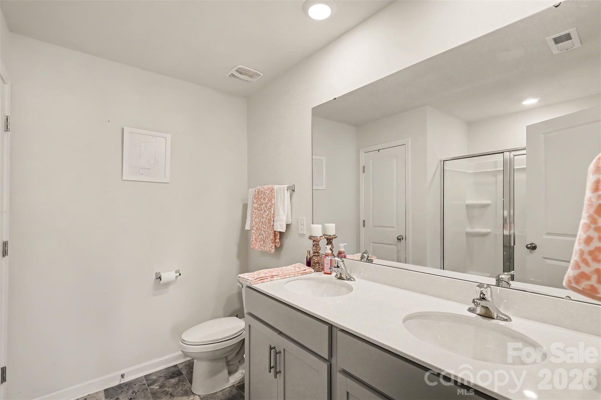7573 Stonehouse Drive — Gastonia