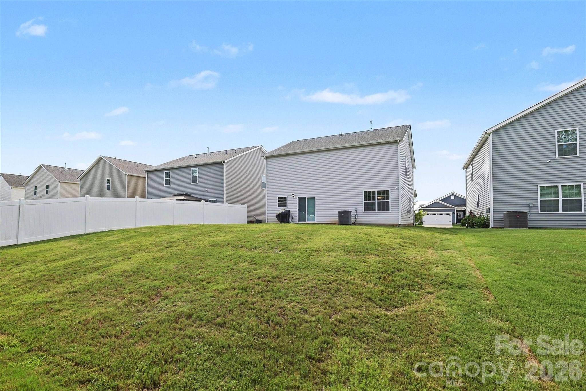 7573 Stonehouse Drive — Gastonia