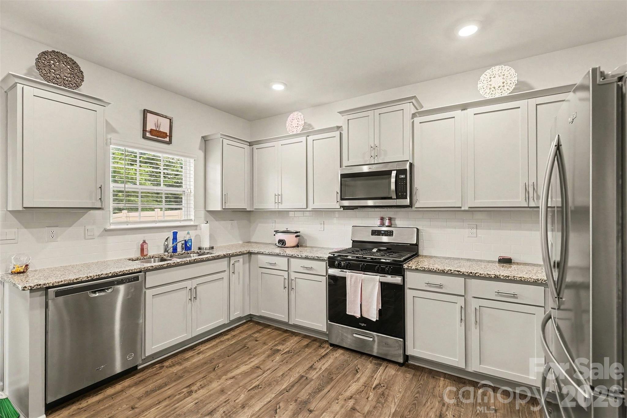 7573 Stonehouse Drive — Gastonia