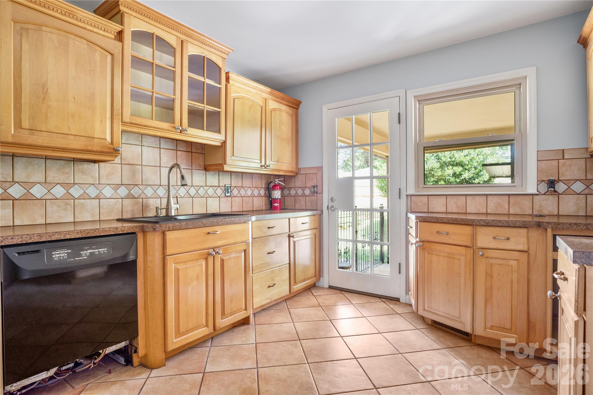 1433 Niagara Circle — Charlotte