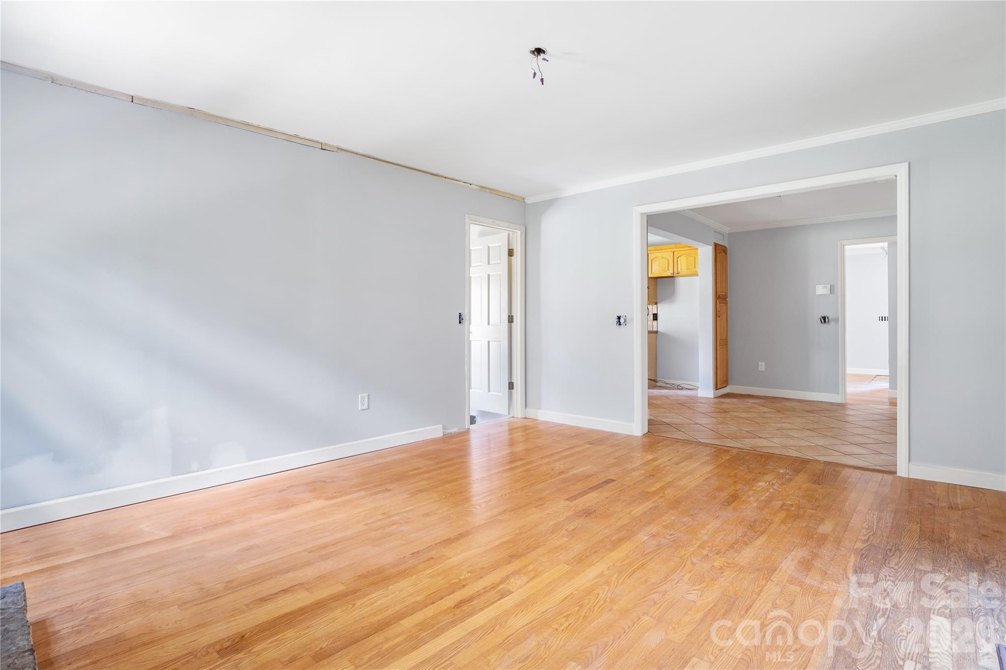 1433 Niagara Circle — Charlotte