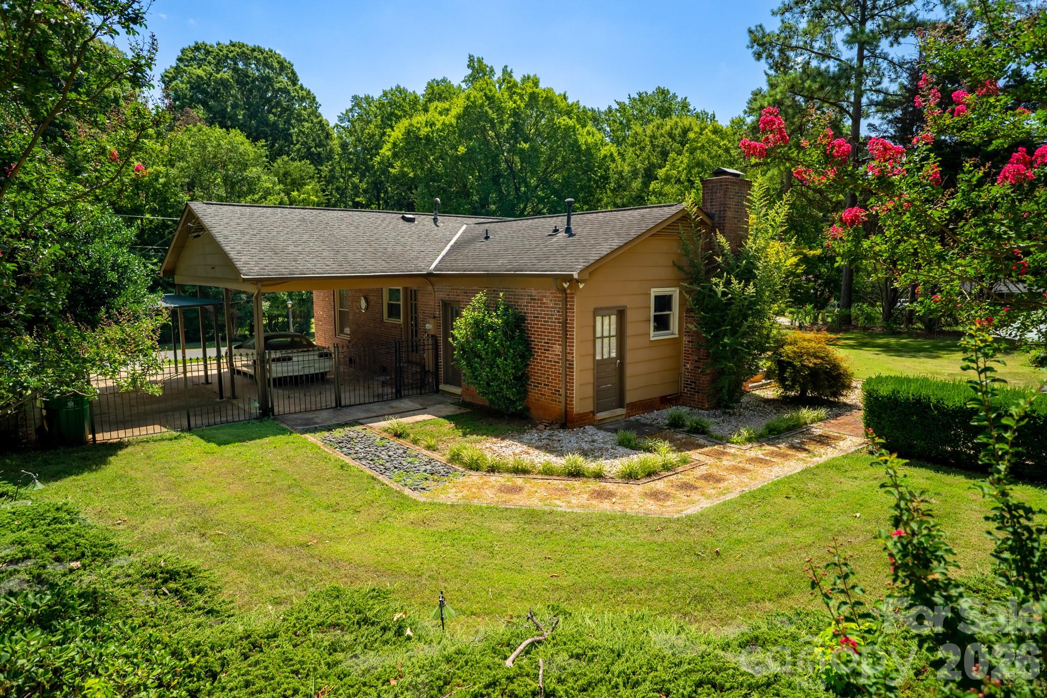 1433 Niagara Circle — Charlotte