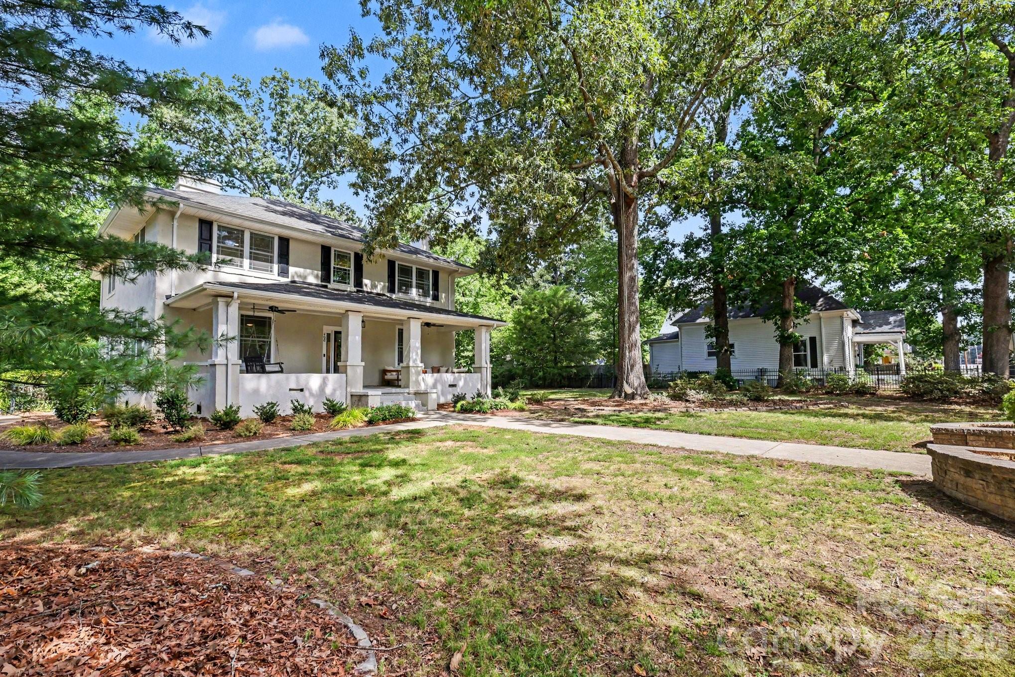 408 Griffith Road — Monroe