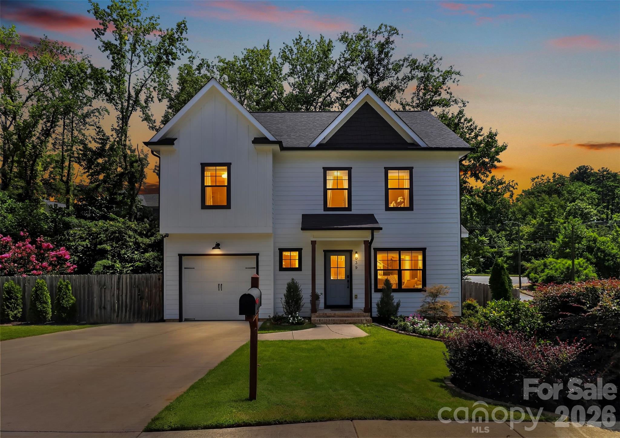3039 Palm Avenue — Charlotte