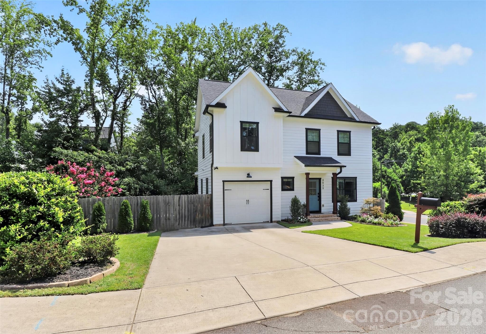 3039 Palm Avenue — Charlotte