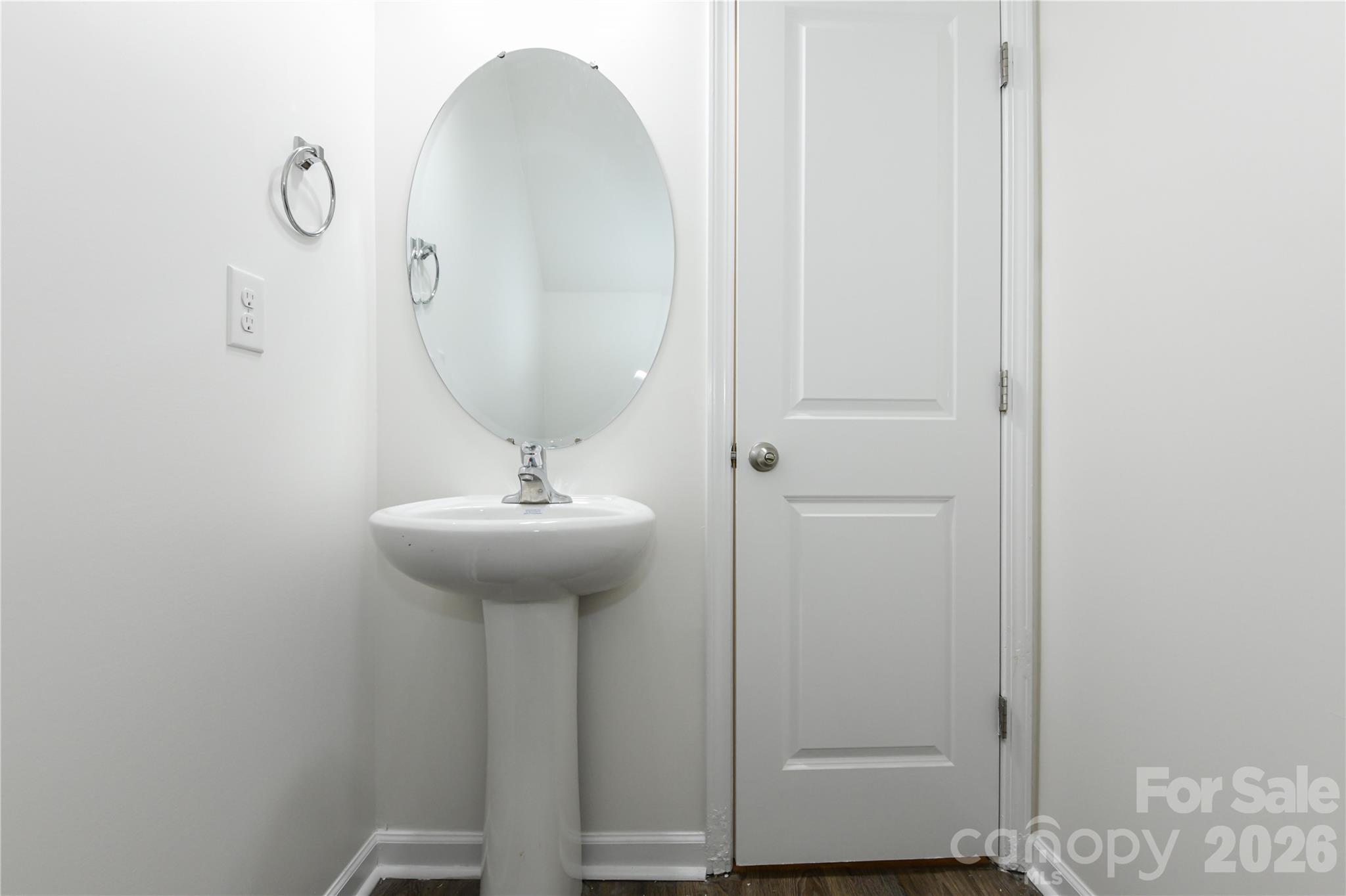 6005 Guildford Hill Lane — Charlotte