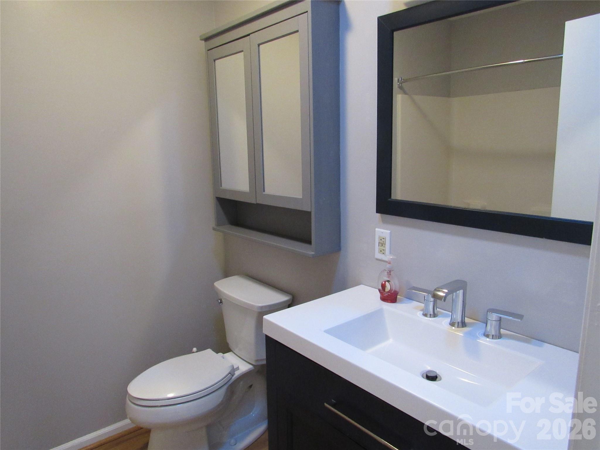 6 Woodlands Drive — Black Mountain