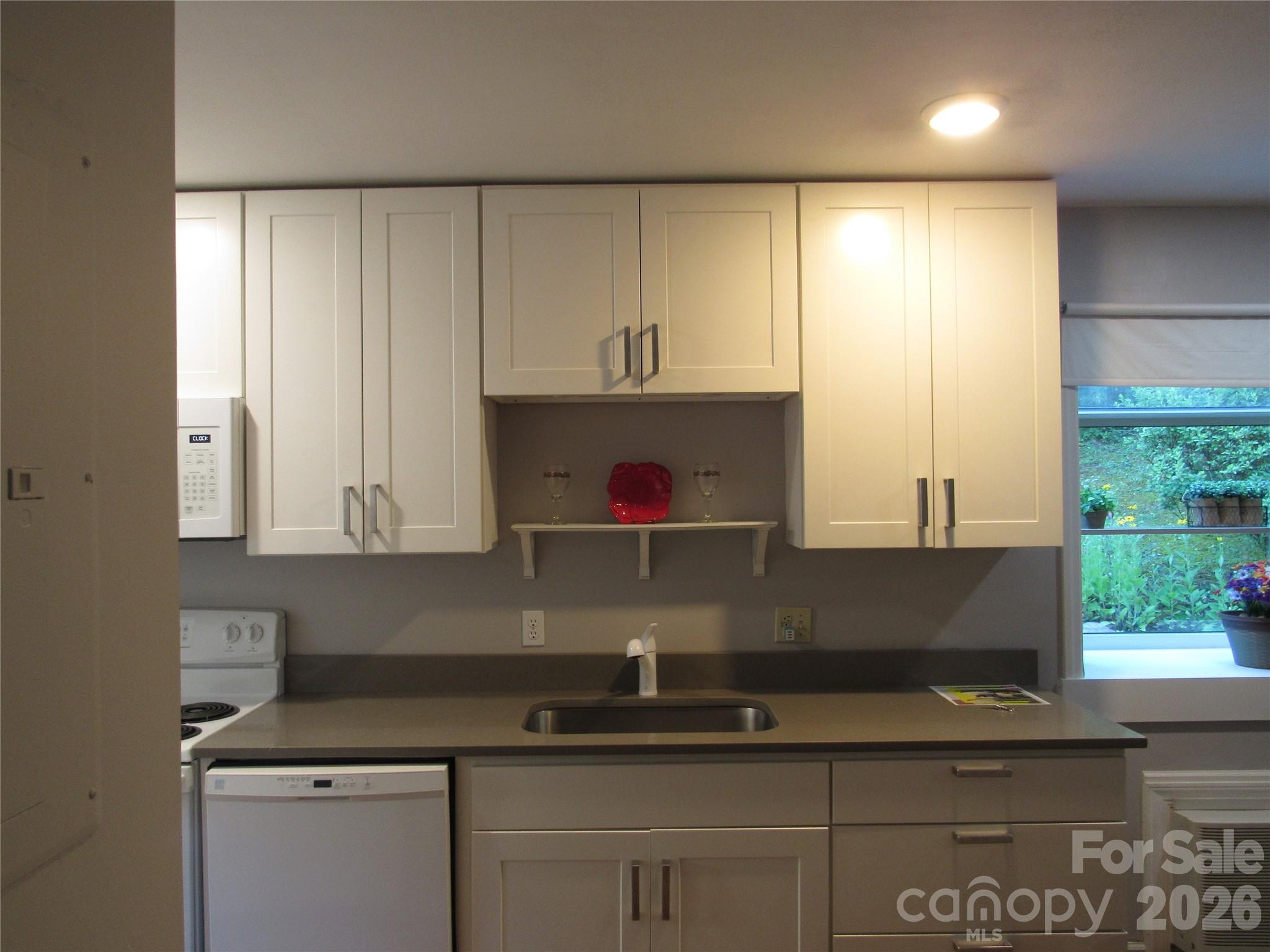 6 Woodlands Drive — Black Mountain