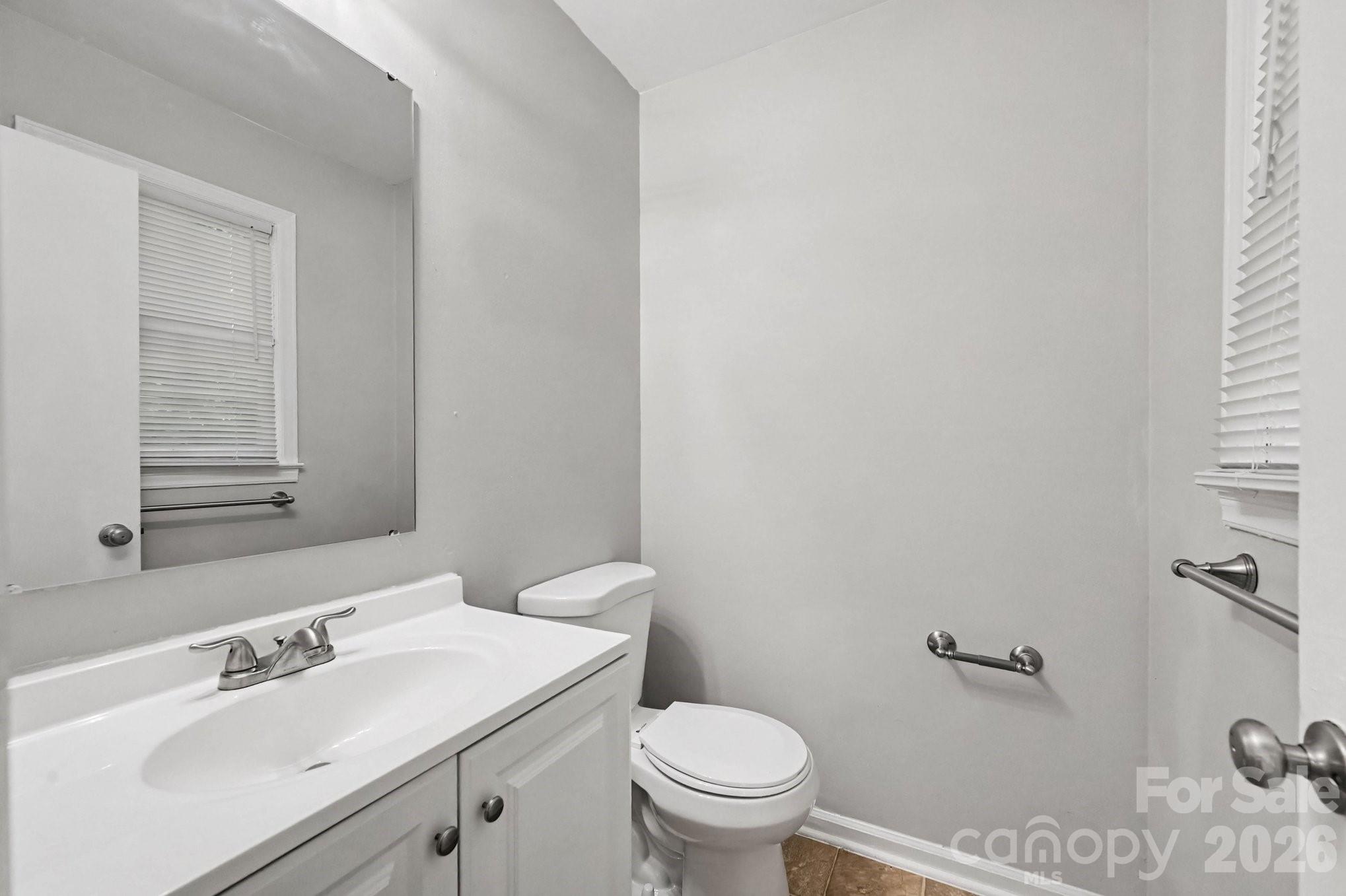 2726 Meadowcliff Drive — Charlotte