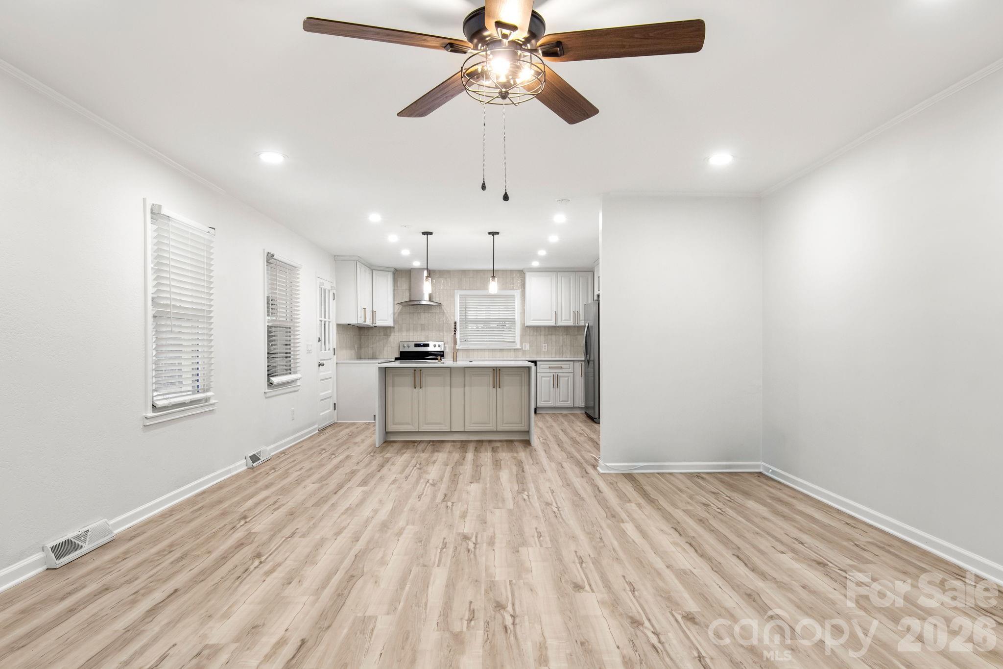 7030 Delta Lake Drive — Charlotte