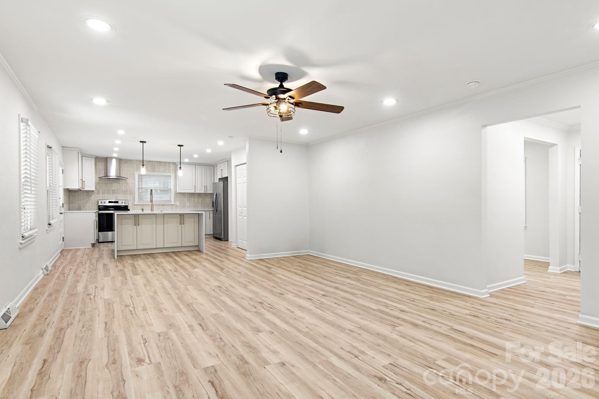 7030 Delta Lake Drive — Charlotte