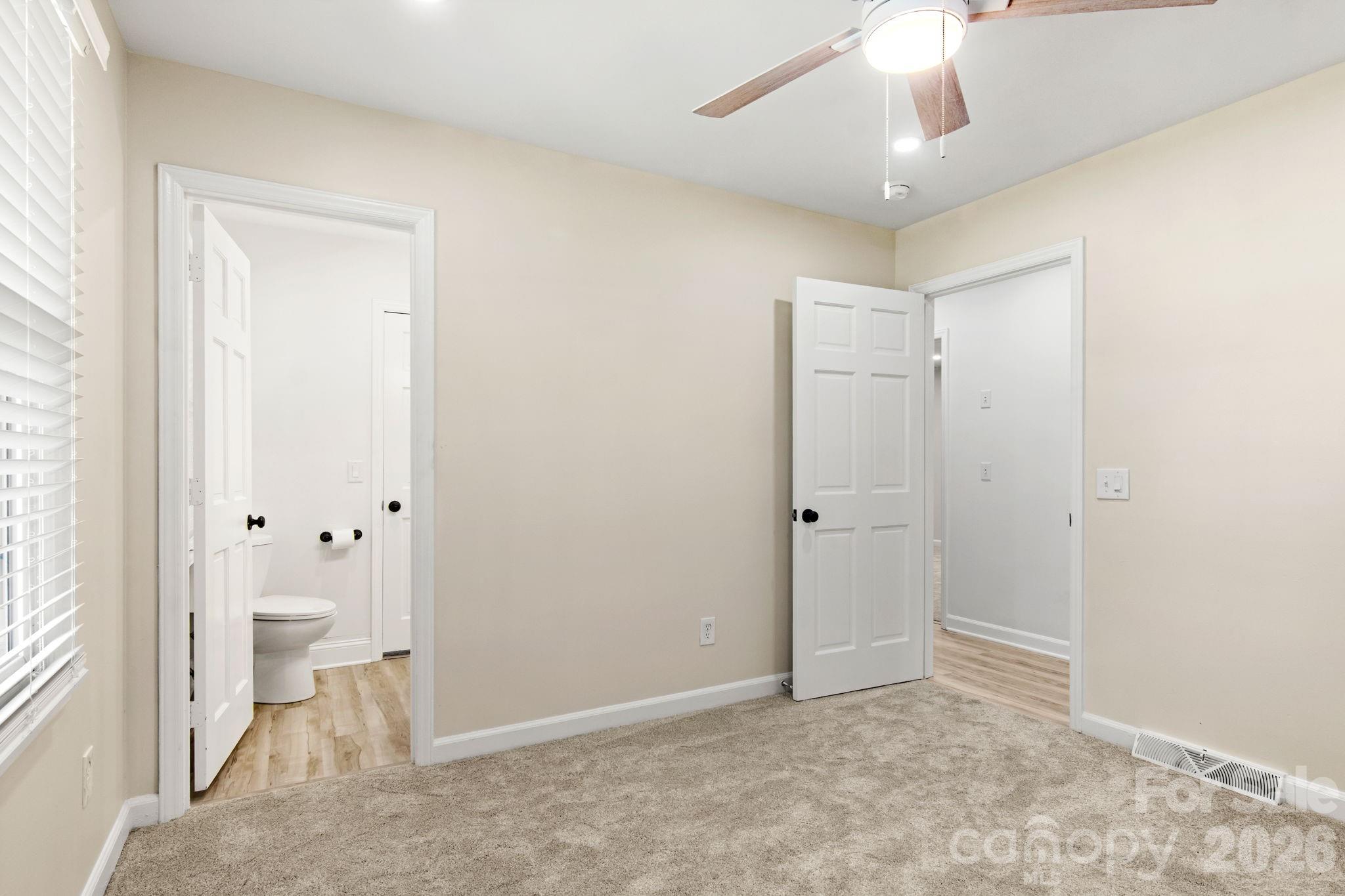 7030 Delta Lake Drive — Charlotte