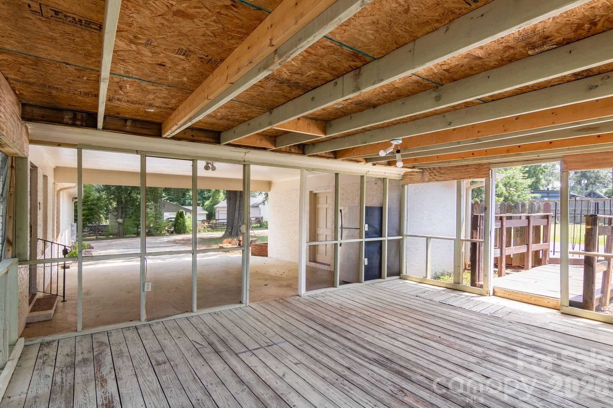 7030 Delta Lake Drive — Charlotte