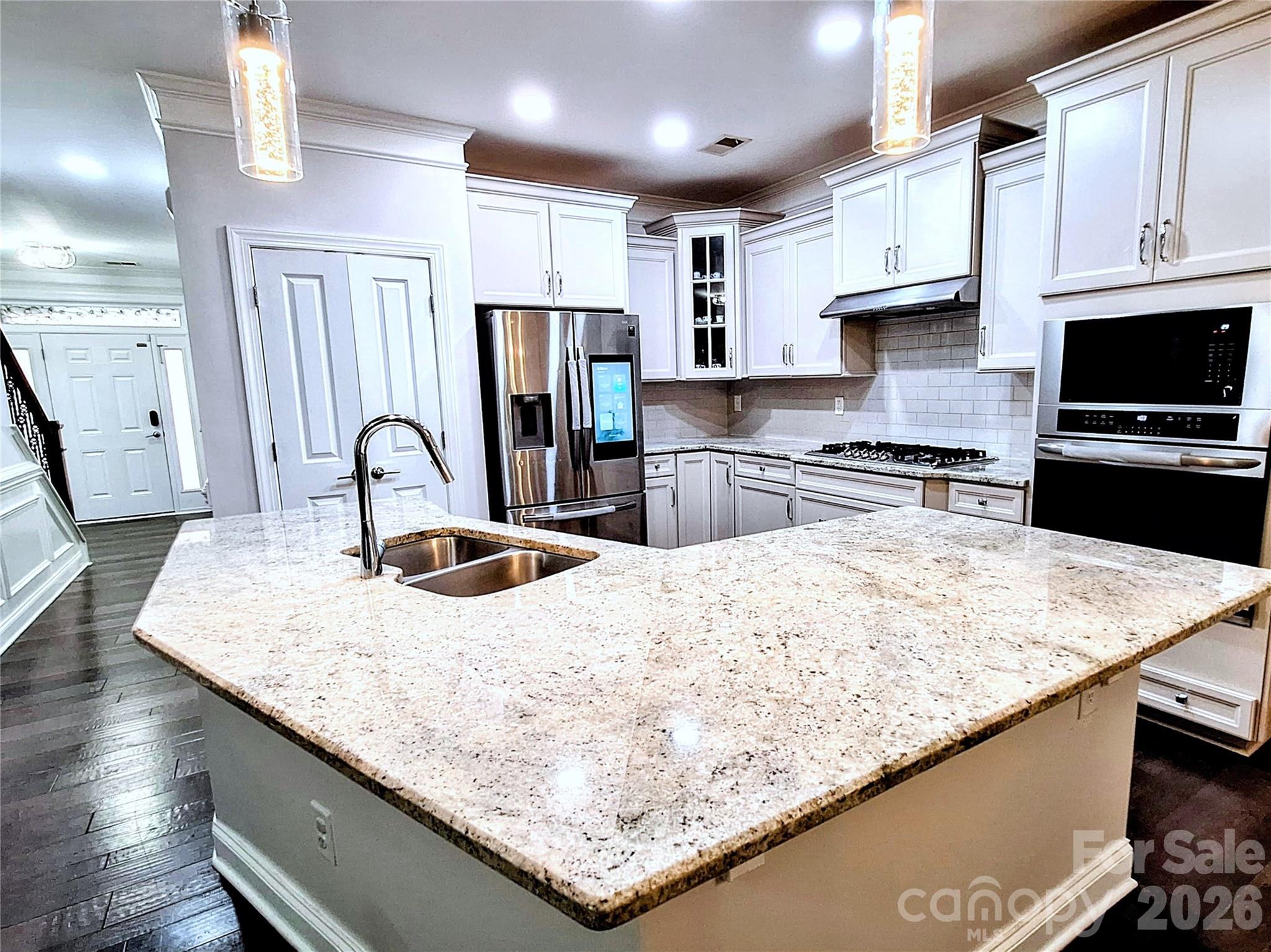 8207 Shady Pond Drive — Charlotte