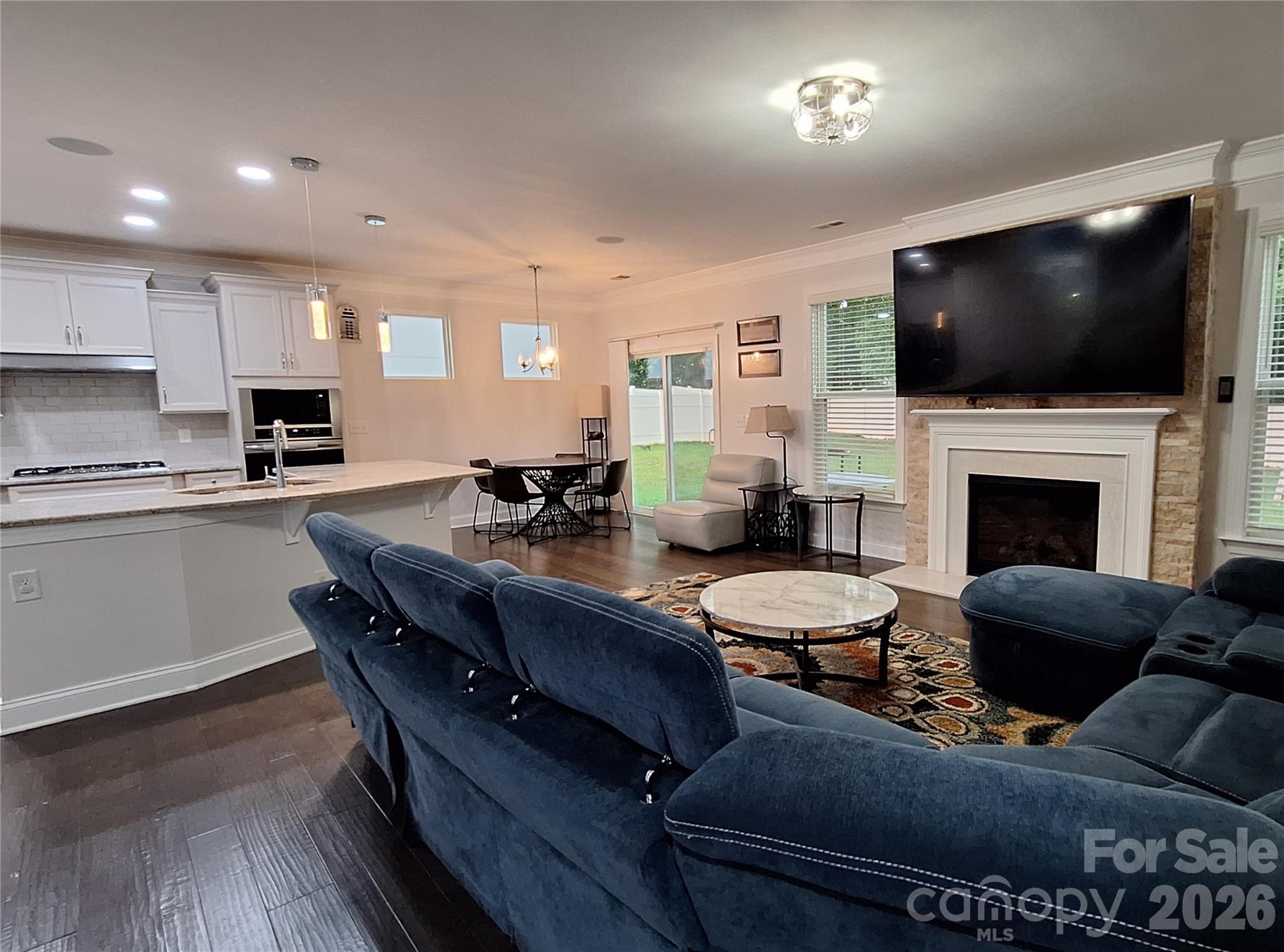 8207 Shady Pond Drive — Charlotte